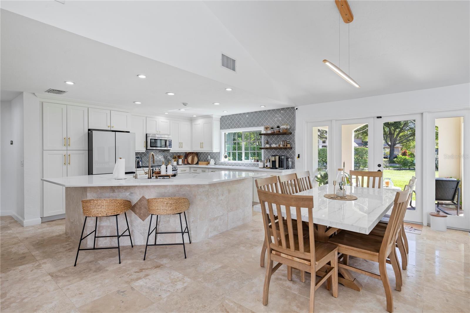 Image 16 of 40 For 1505 Whitstable Court