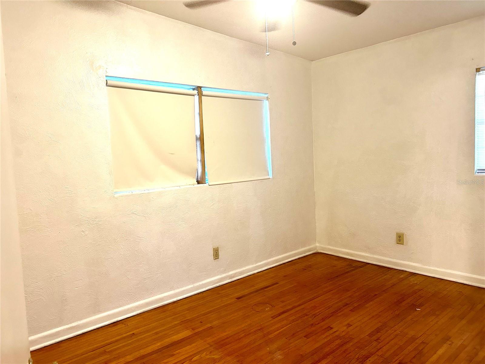 Image 23 of 29 For 112 Dahlia Drive