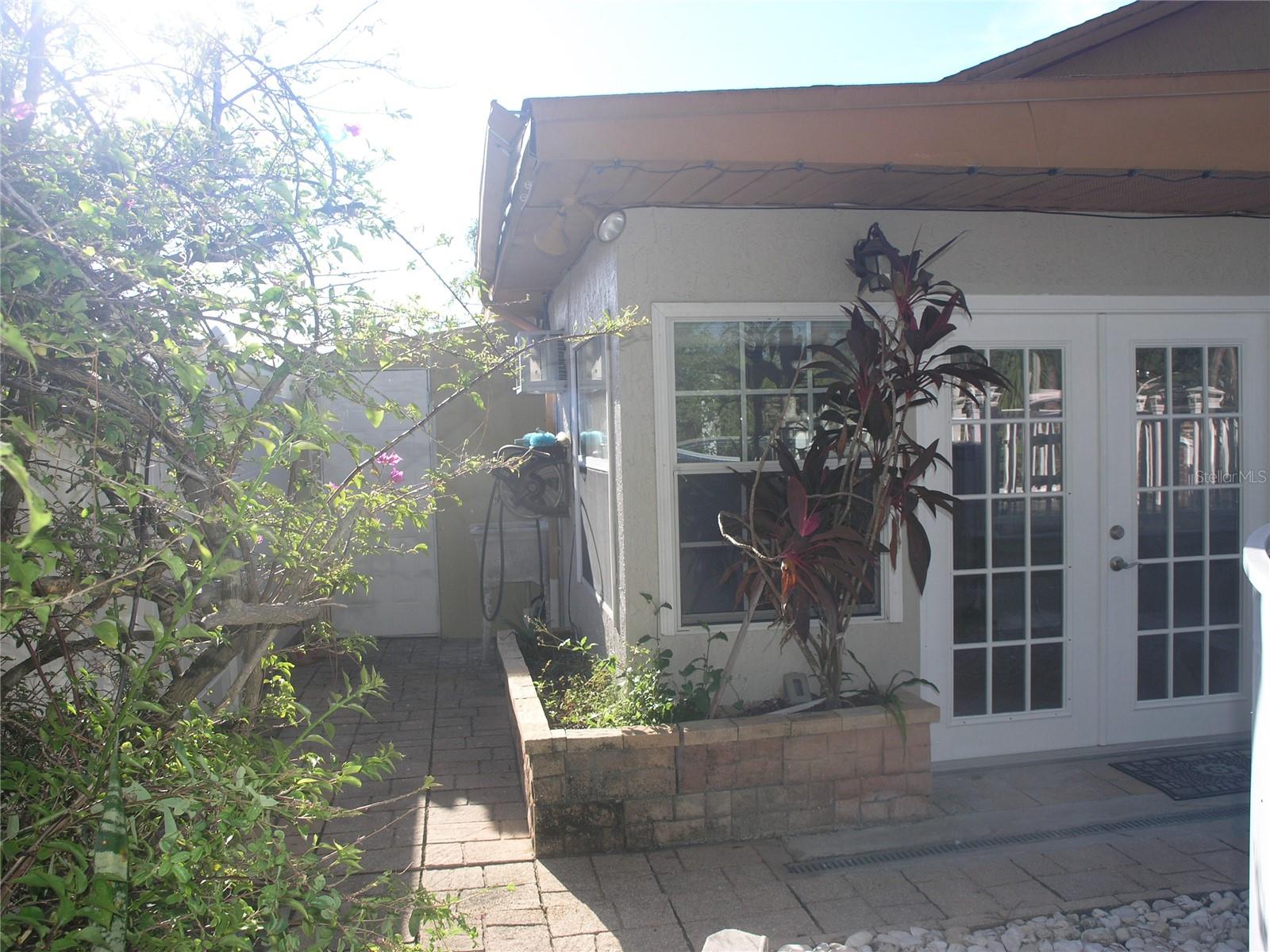 Image 19 of 25 For 2976 Stillwater Drive