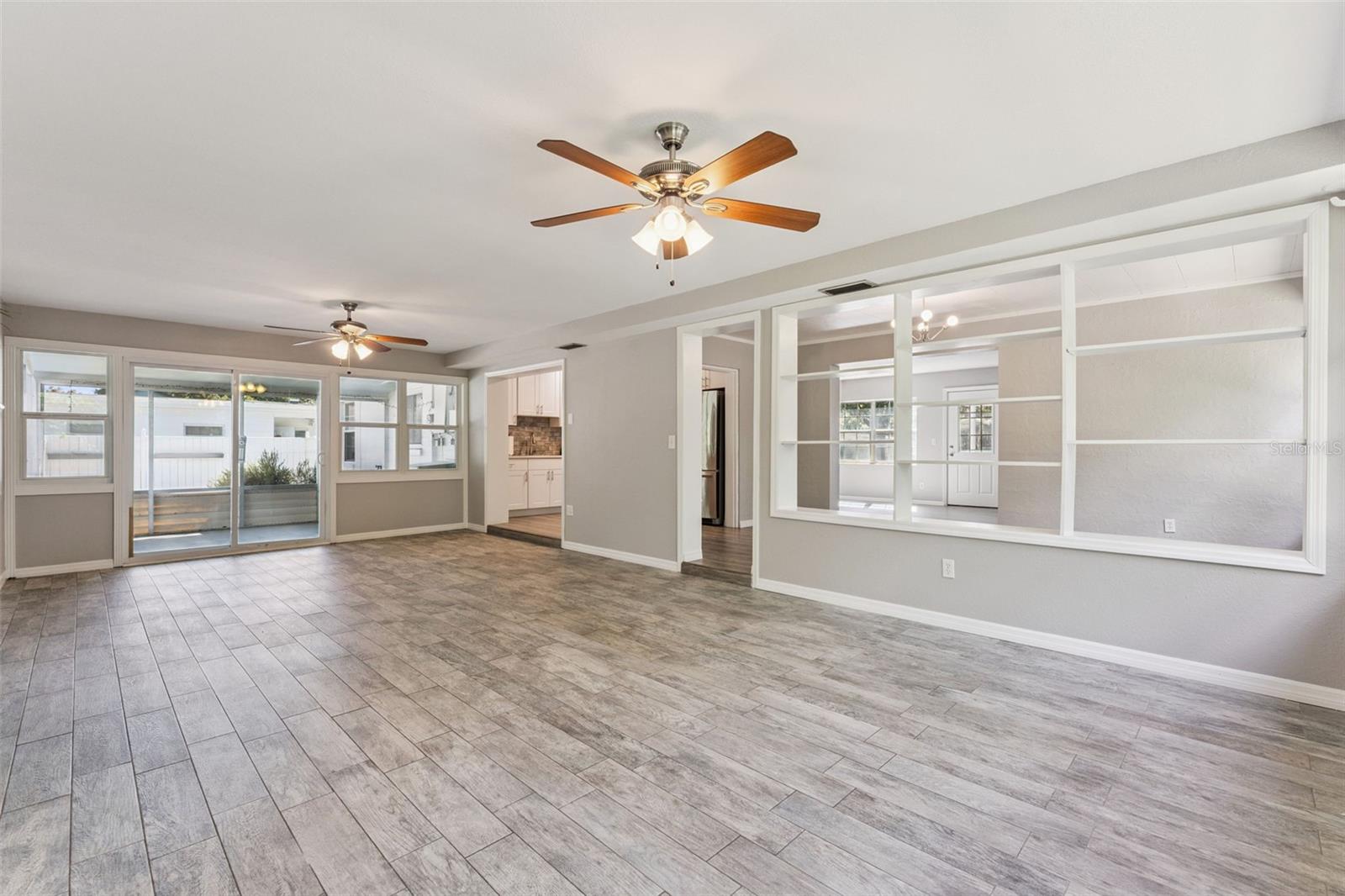 Image 14 of 41 For 2381 Roxbury Road