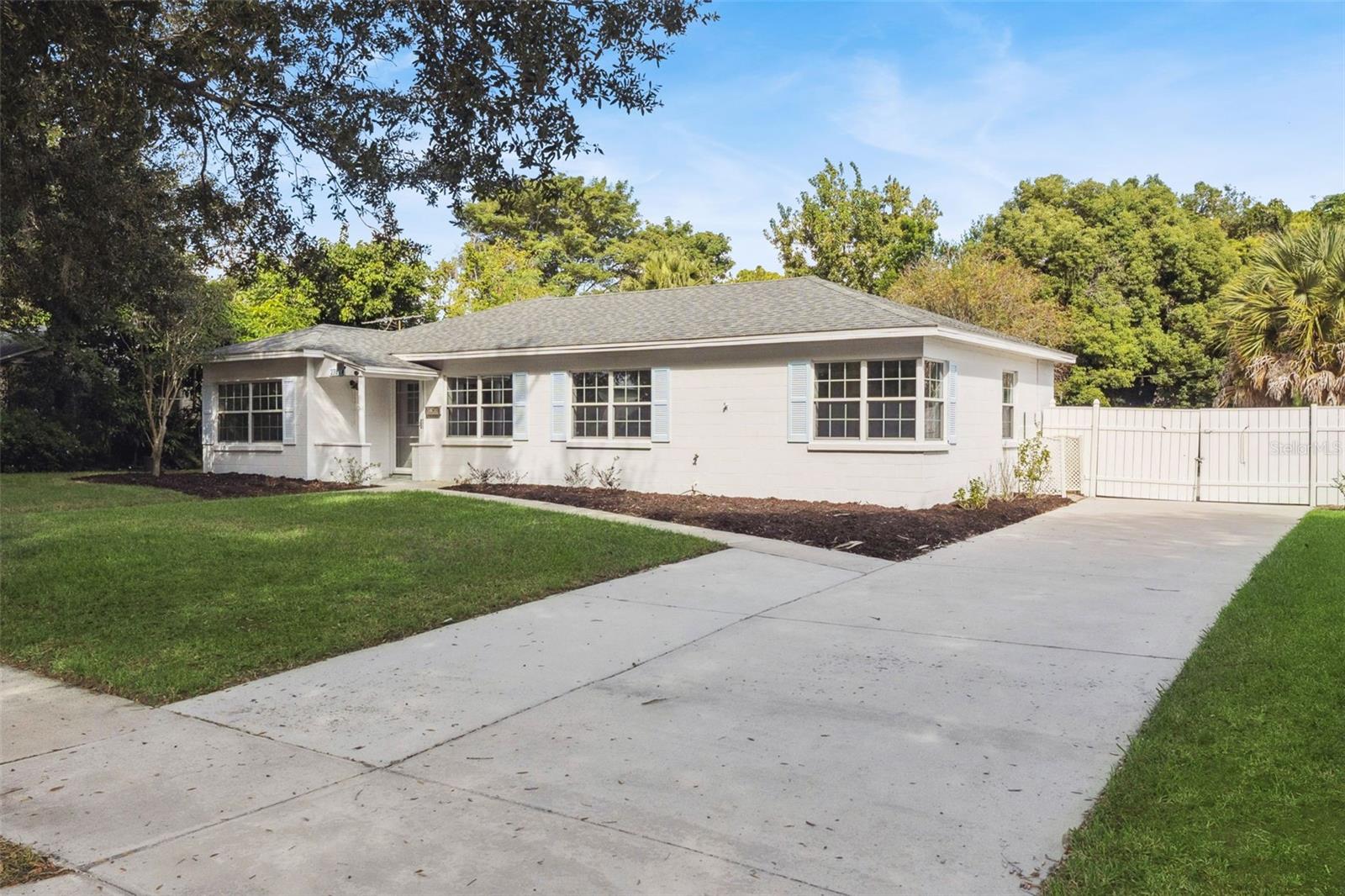 Image 3 of 41 For 2381 Roxbury Road