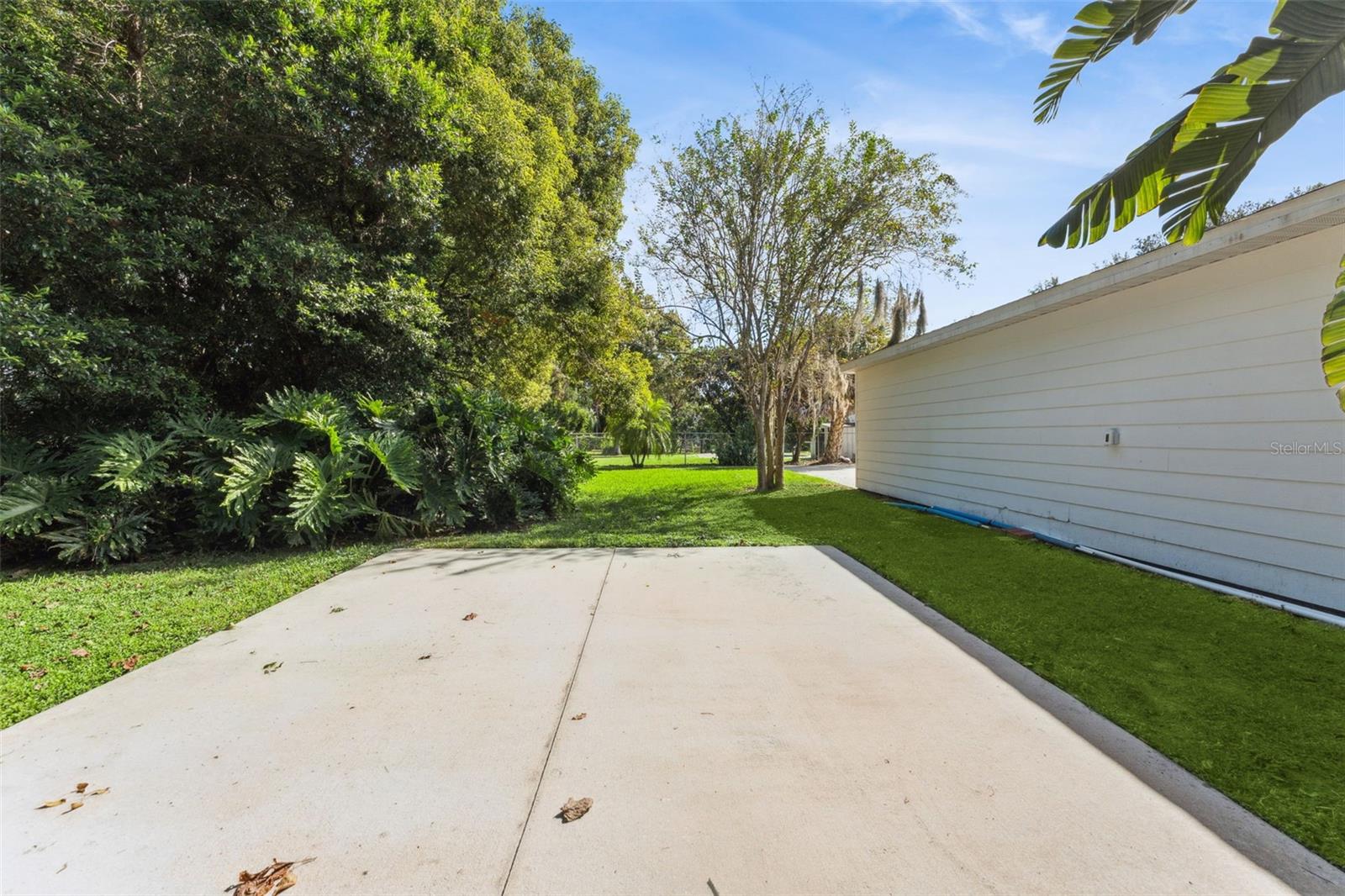 Image 35 of 41 For 2381 Roxbury Road