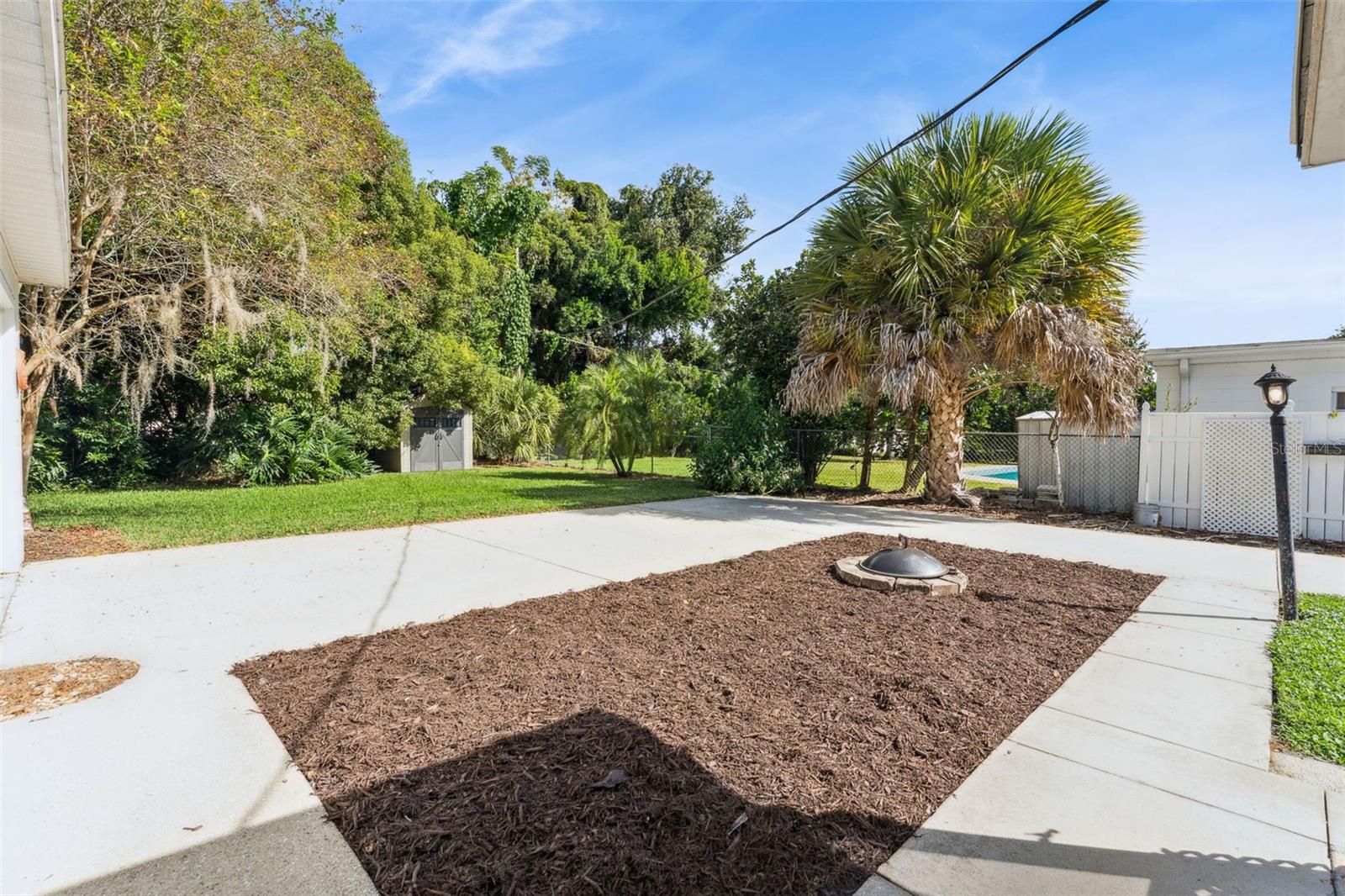 Image 37 of 41 For 2381 Roxbury Road