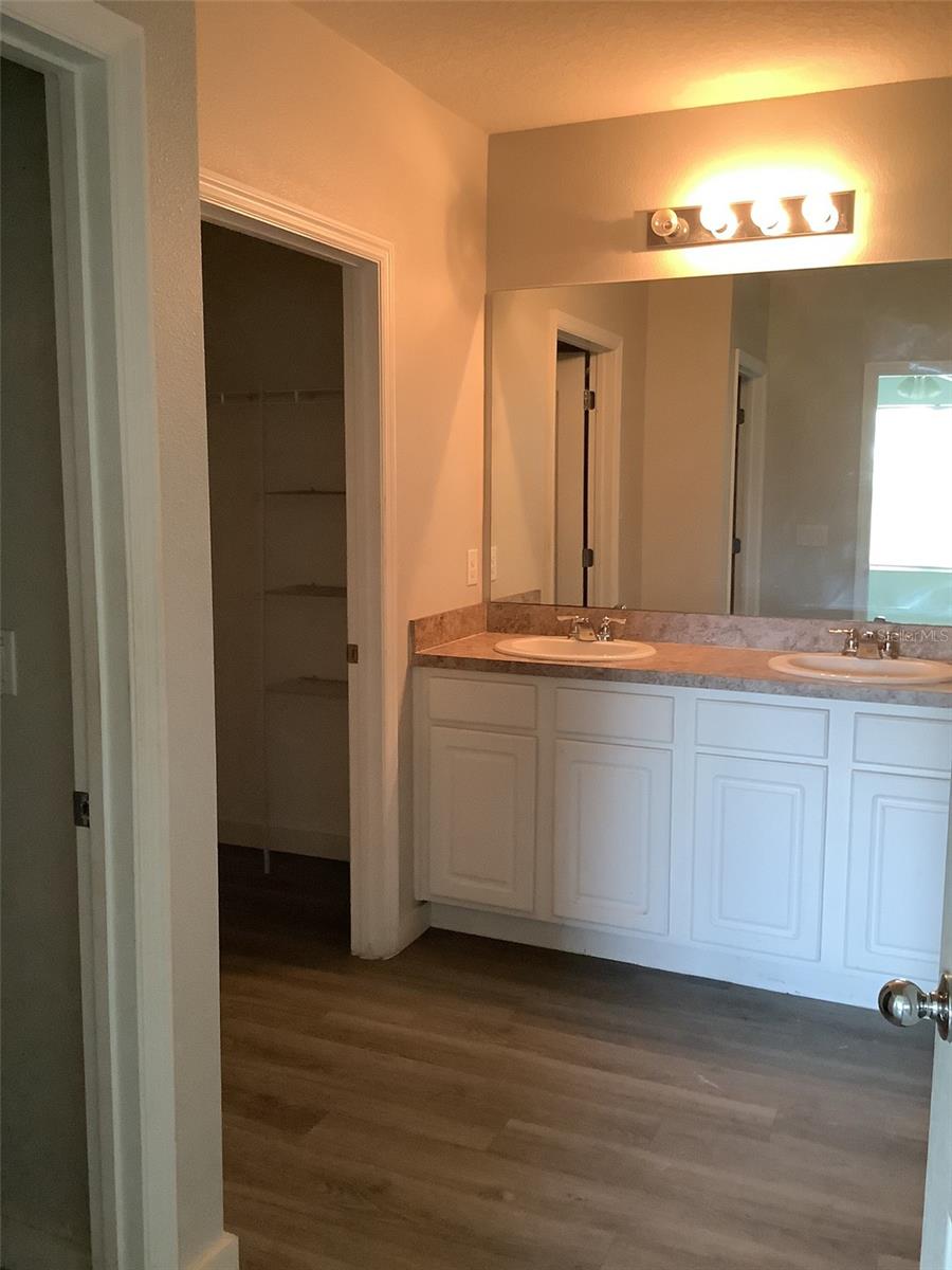 Image 16 of 36 For 16181 Yelloweyed Drive