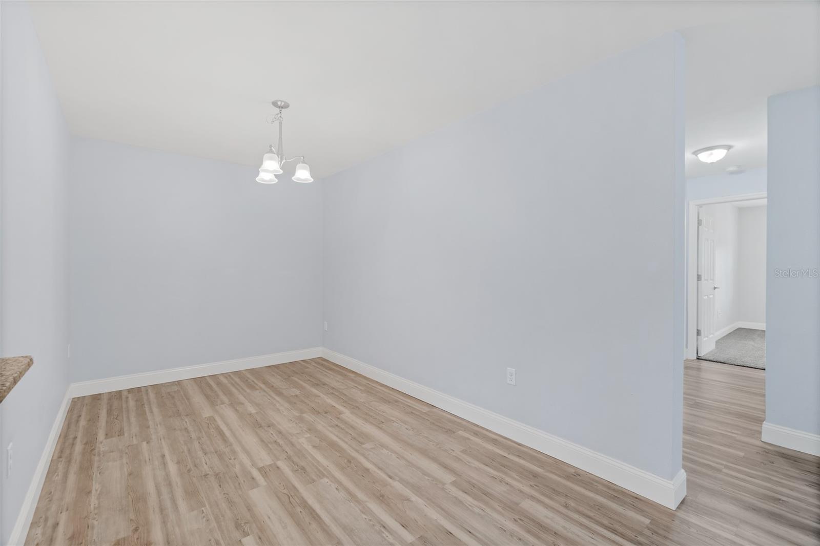 Image 17 of 38 For 220 Spring Drive 2