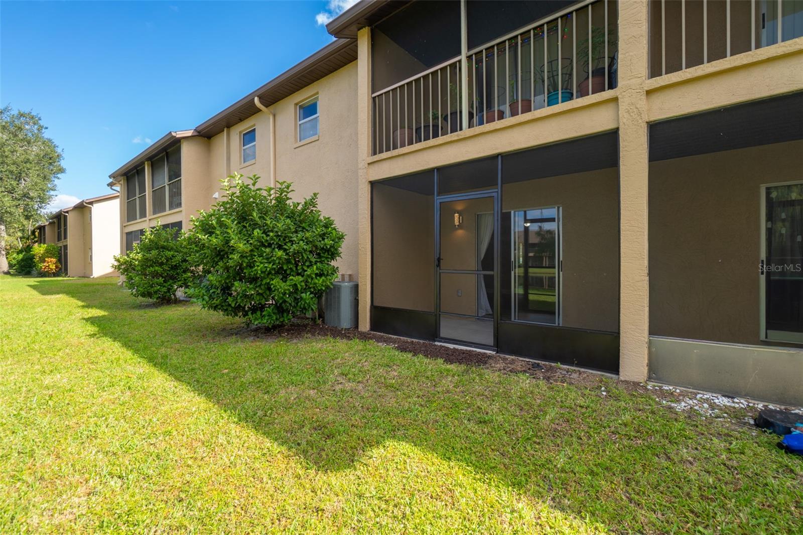 Image 30 of 38 For 220 Spring Drive 2