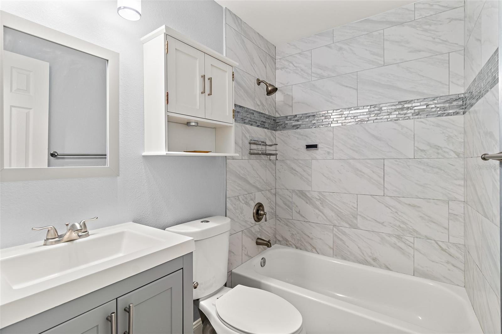 Image 7 of 38 For 220 Spring Drive 2