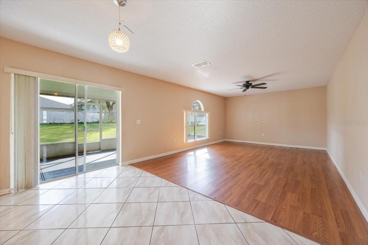 Image 10 of 30 For 163 Jocelyn Drive