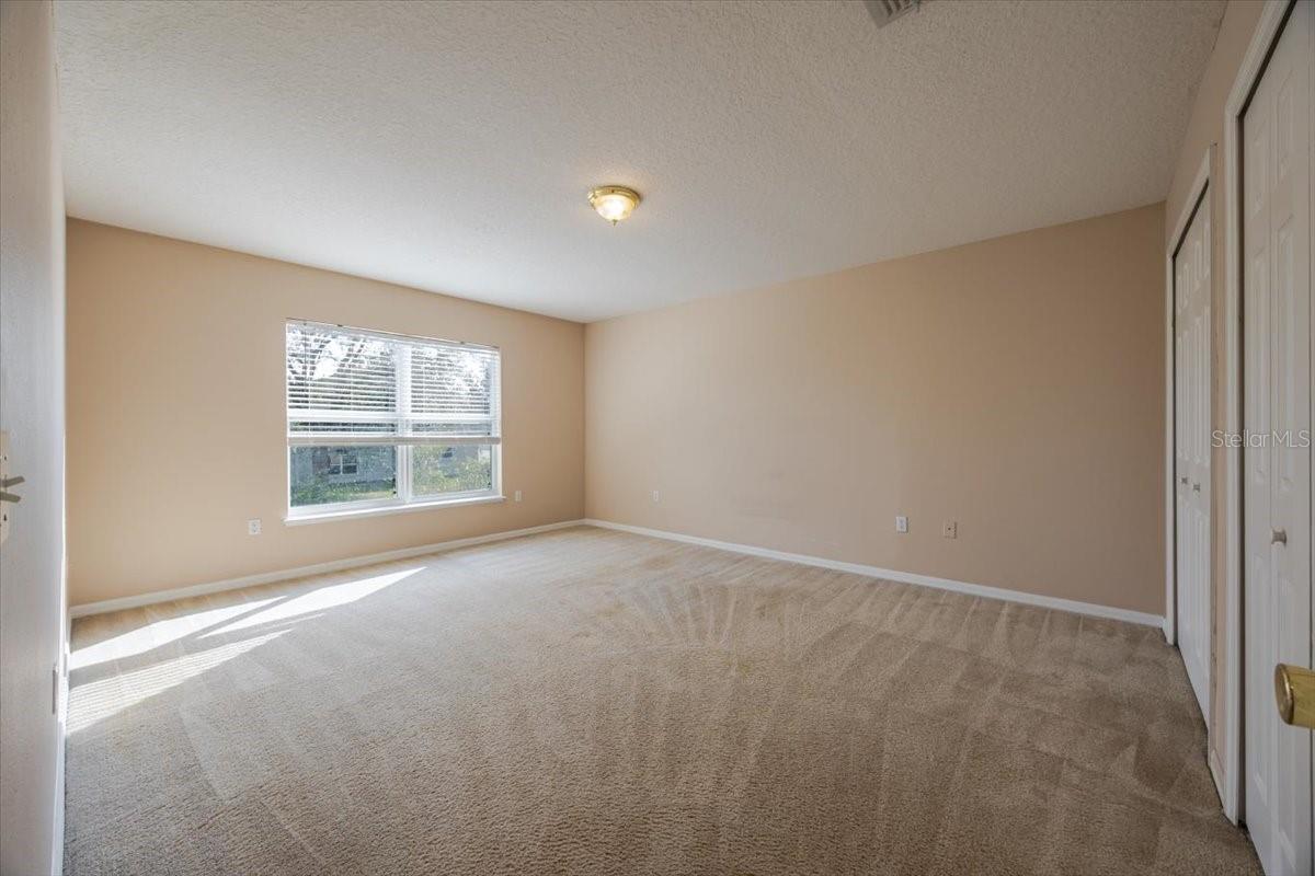 Image 19 of 30 For 163 Jocelyn Drive