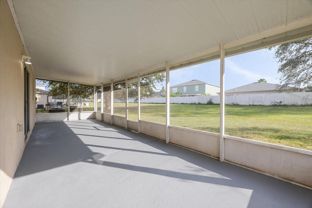 Image 26 of 30 For 163 Jocelyn Drive