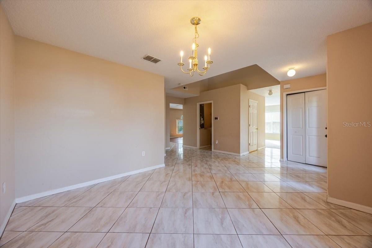 Image 4 of 30 For 163 Jocelyn Drive