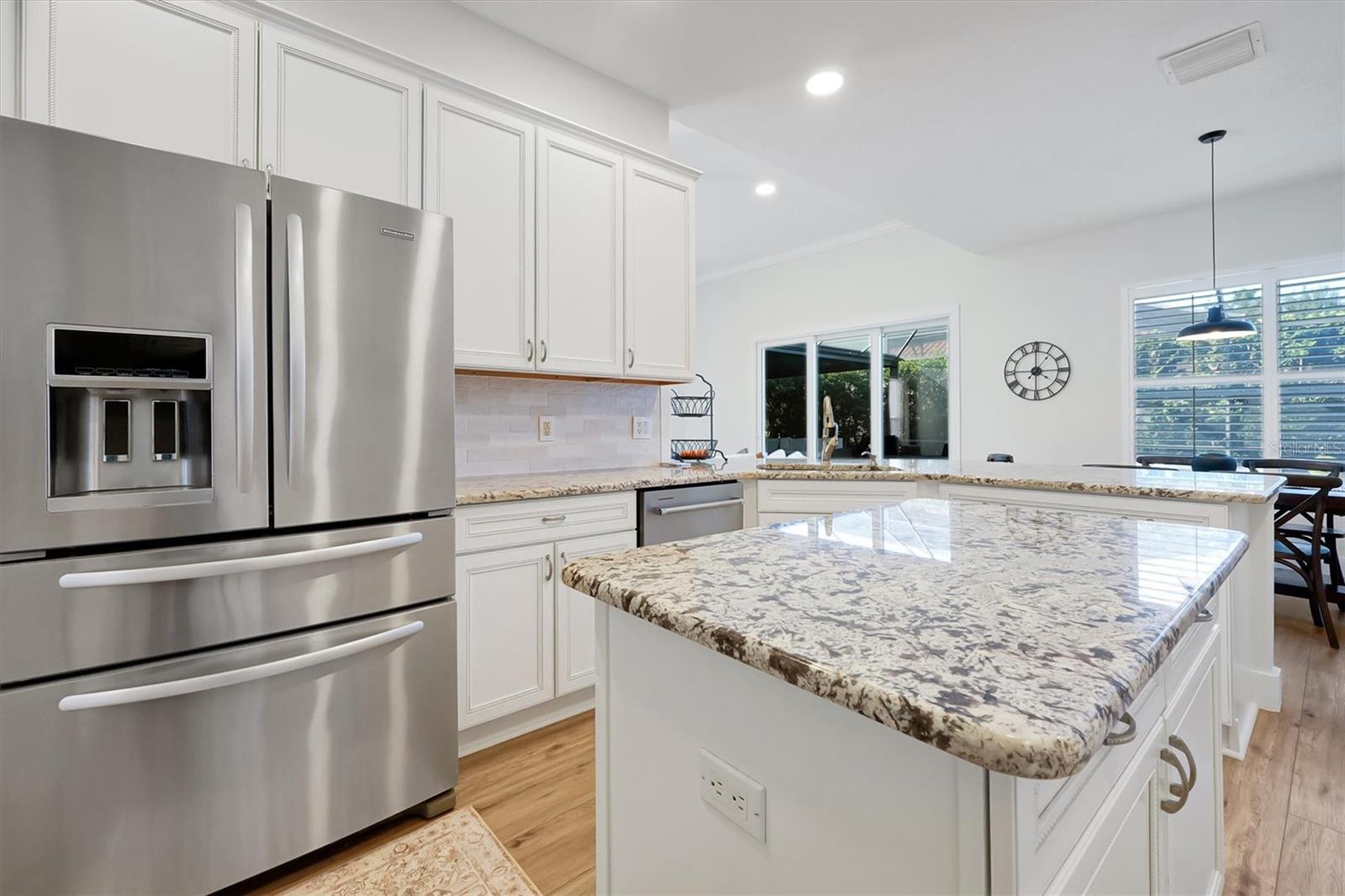 Image 16 of 100 For 11312 Shandon Park Way