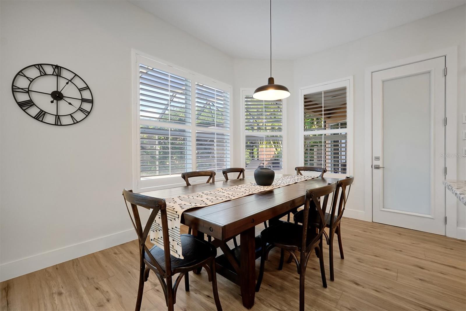 Image 19 of 100 For 11312 Shandon Park Way