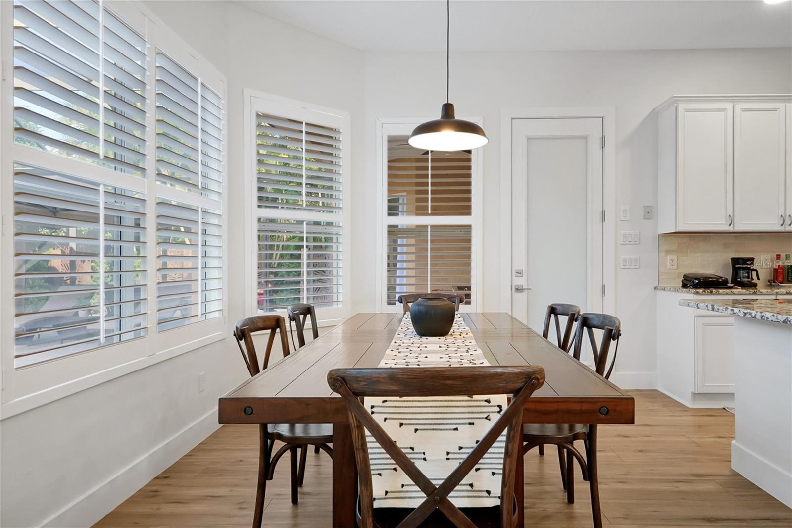 Image 20 of 100 For 11312 Shandon Park Way