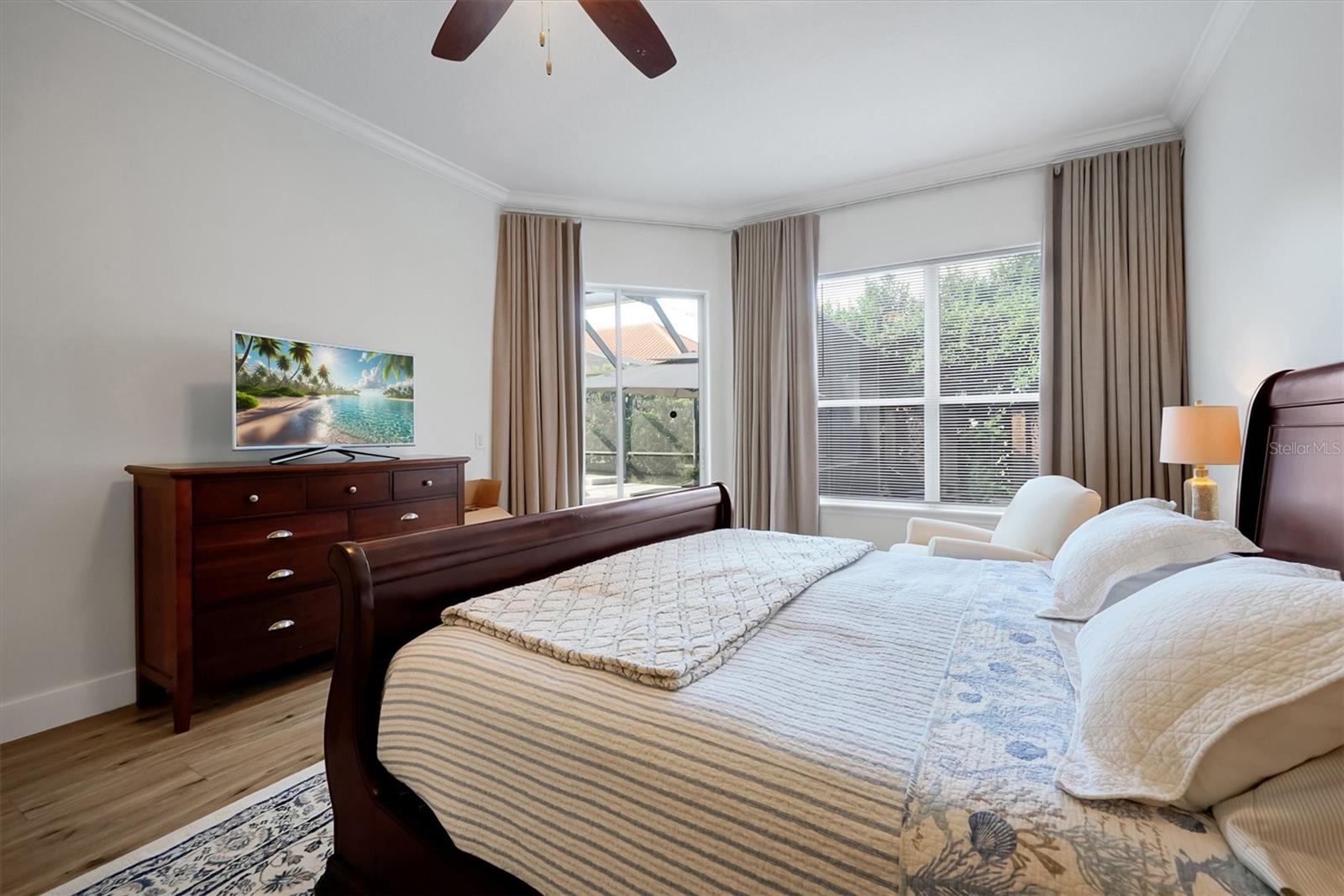 Image 35 of 100 For 11312 Shandon Park Way