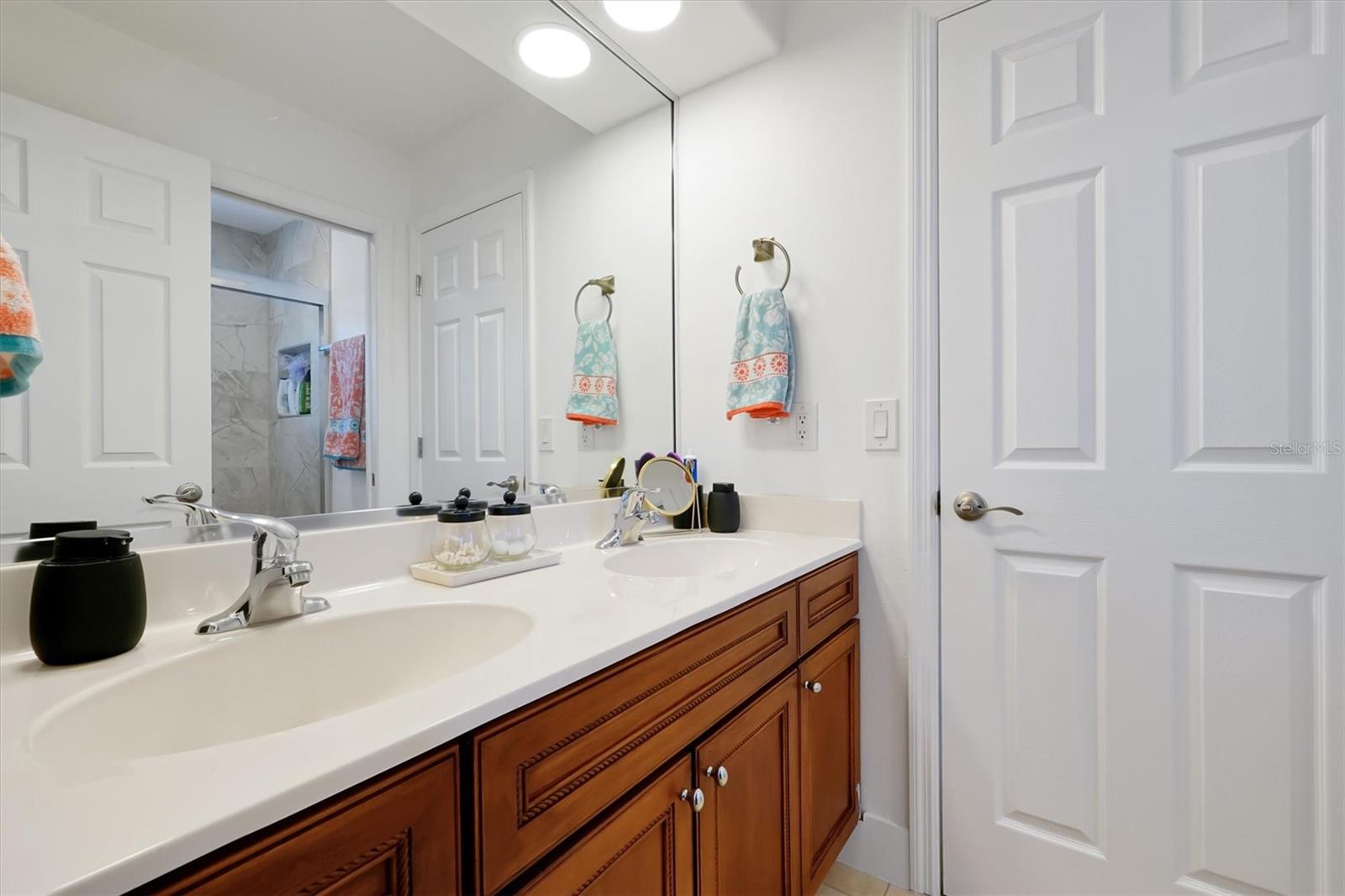 Image 56 of 100 For 11312 Shandon Park Way