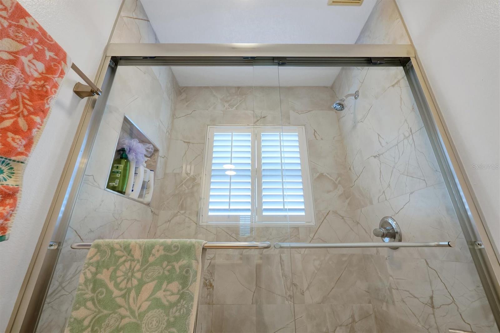 Image 57 of 100 For 11312 Shandon Park Way