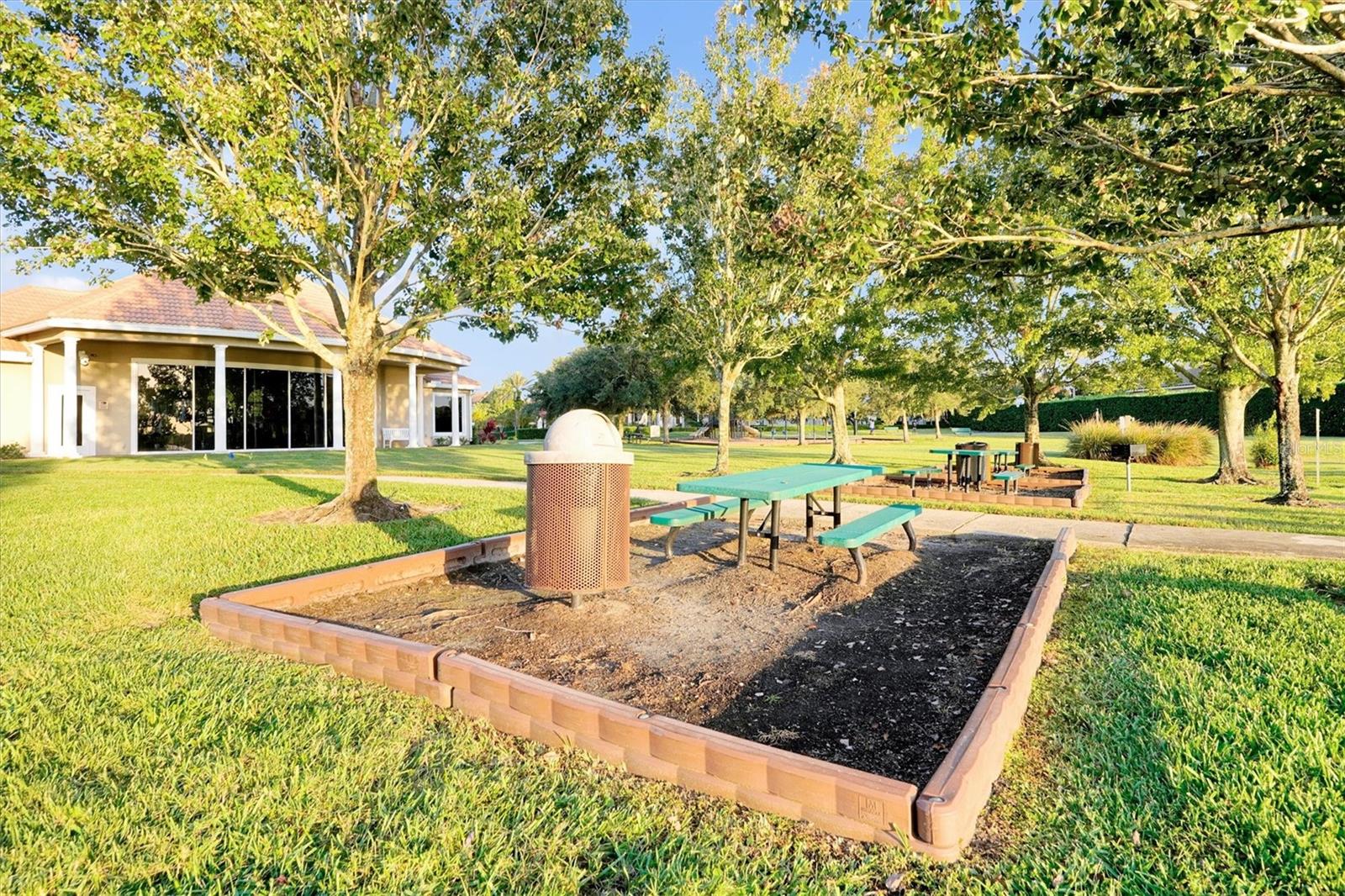 Image 70 of 100 For 11312 Shandon Park Way