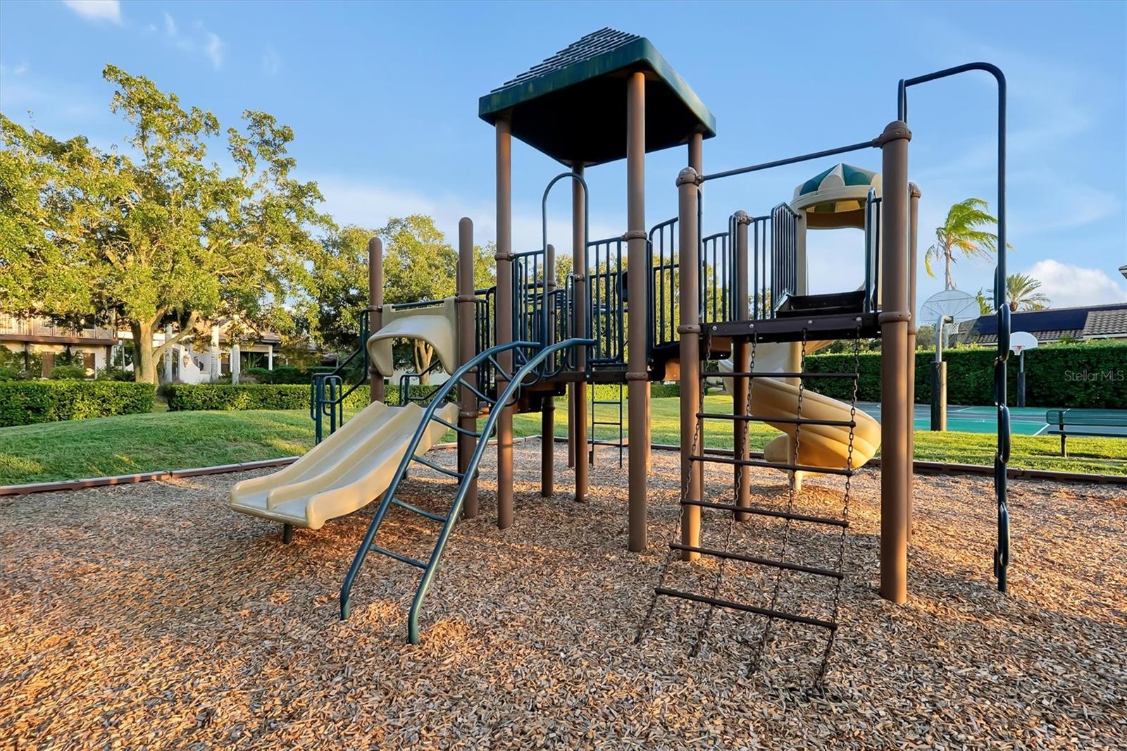 Image 72 of 100 For 11312 Shandon Park Way