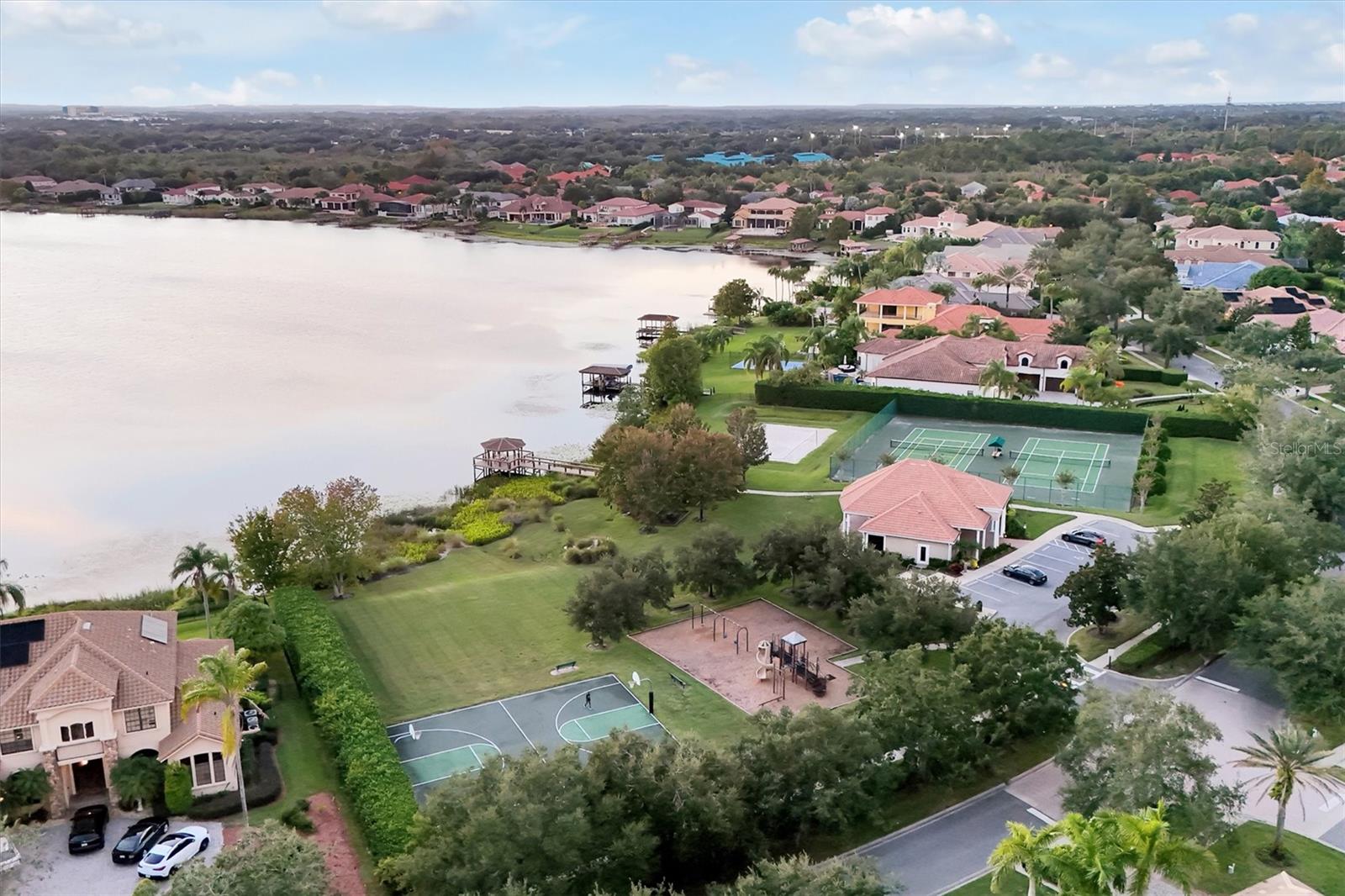 Image 74 of 100 For 11312 Shandon Park Way