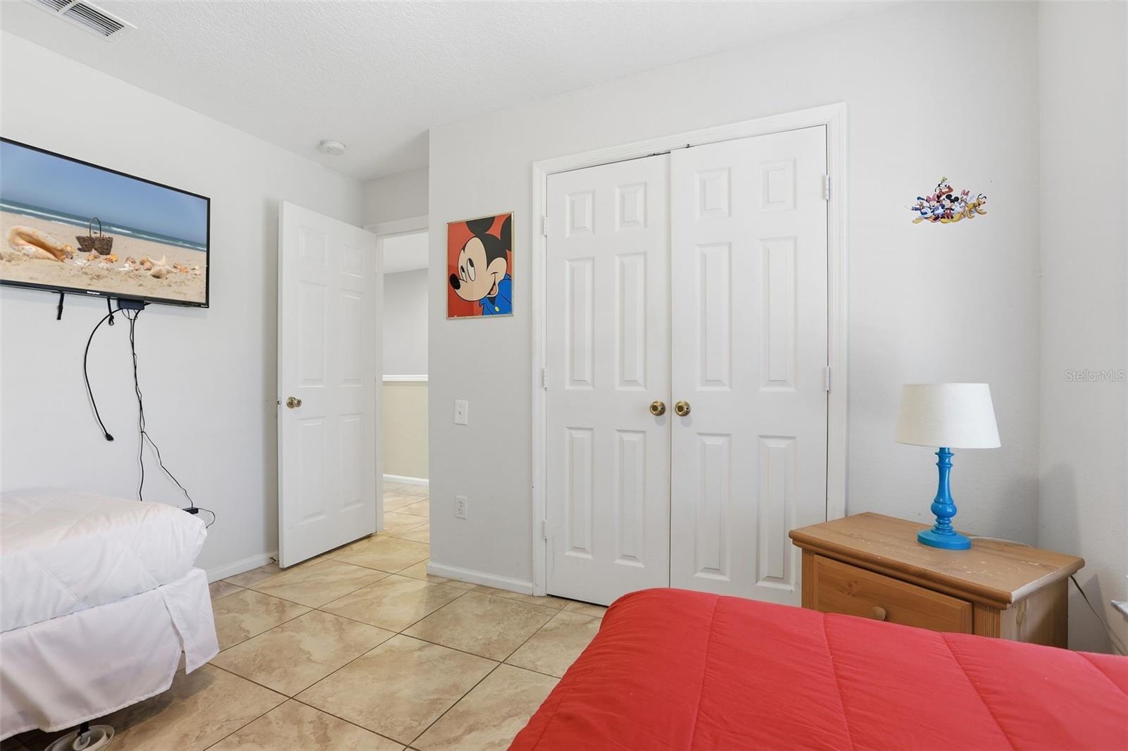 Image 33 of 80 For 8006 King Palm Circle