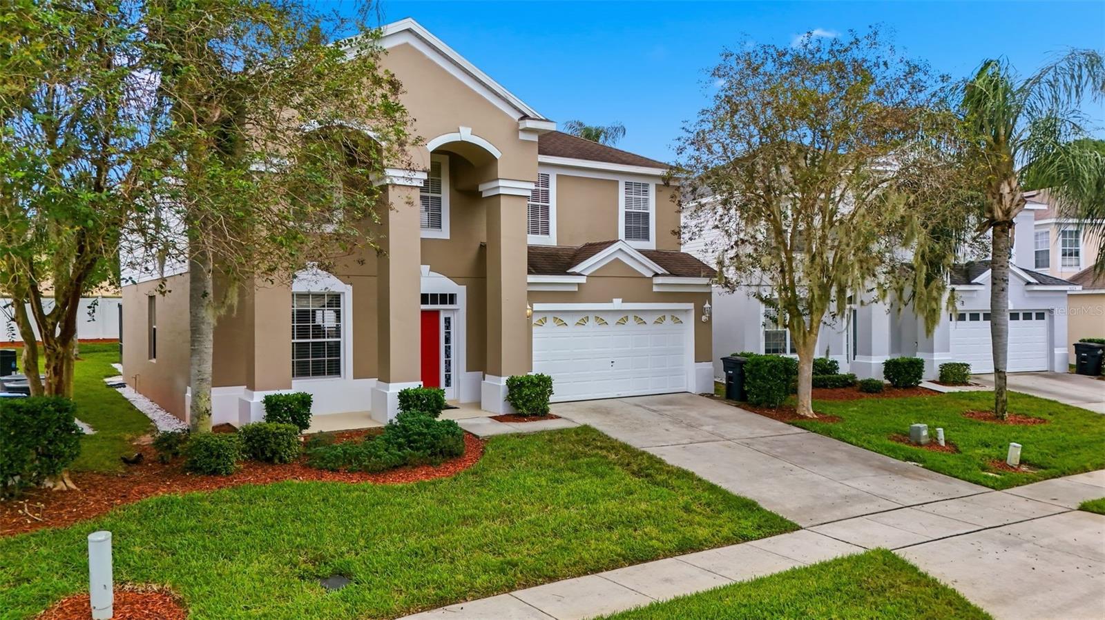 Image 4 of 80 For 8006 King Palm Circle