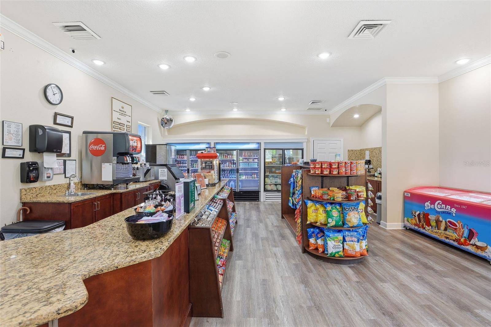 Image 57 of 80 For 8006 King Palm Circle