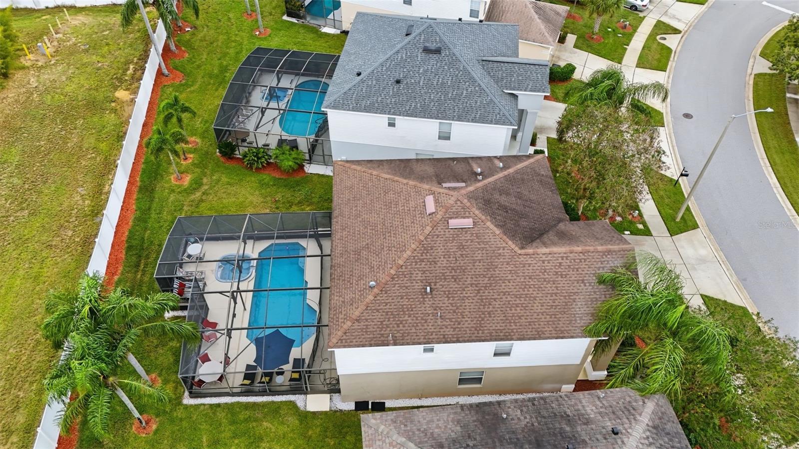 Image 64 of 80 For 8006 King Palm Circle