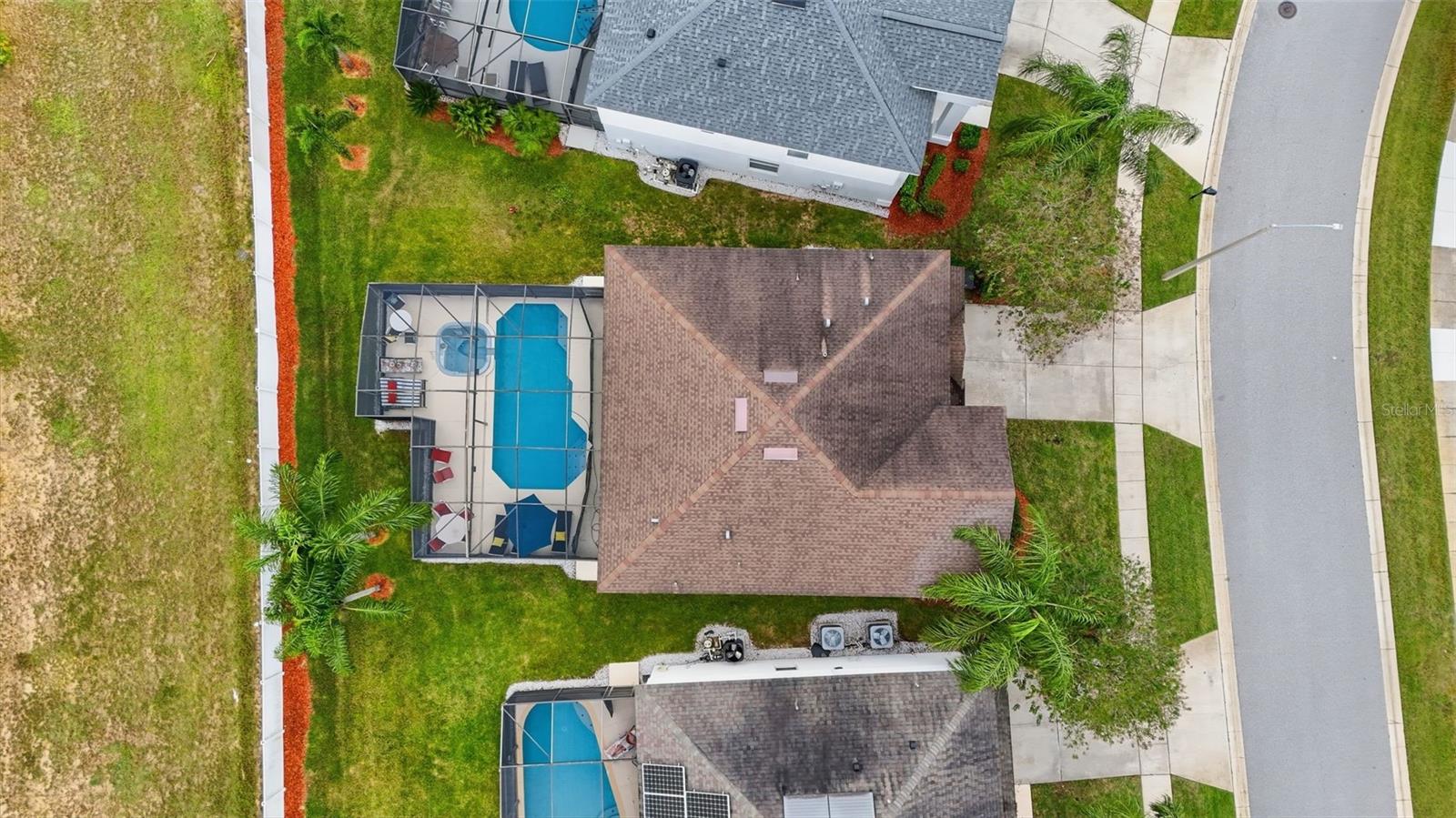 Image 66 of 80 For 8006 King Palm Circle