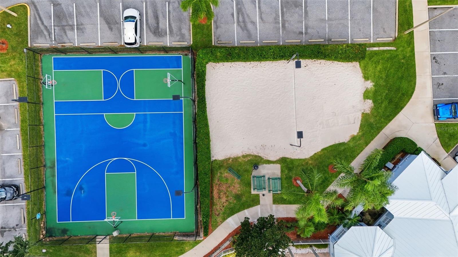 Image 71 of 80 For 8006 King Palm Circle