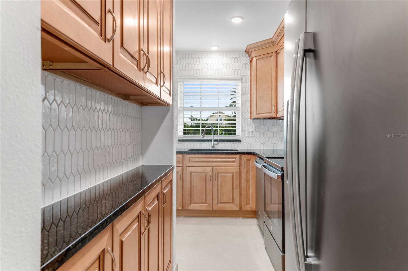 Image 13 of 34 For 2200 Palmetto Avenue A050