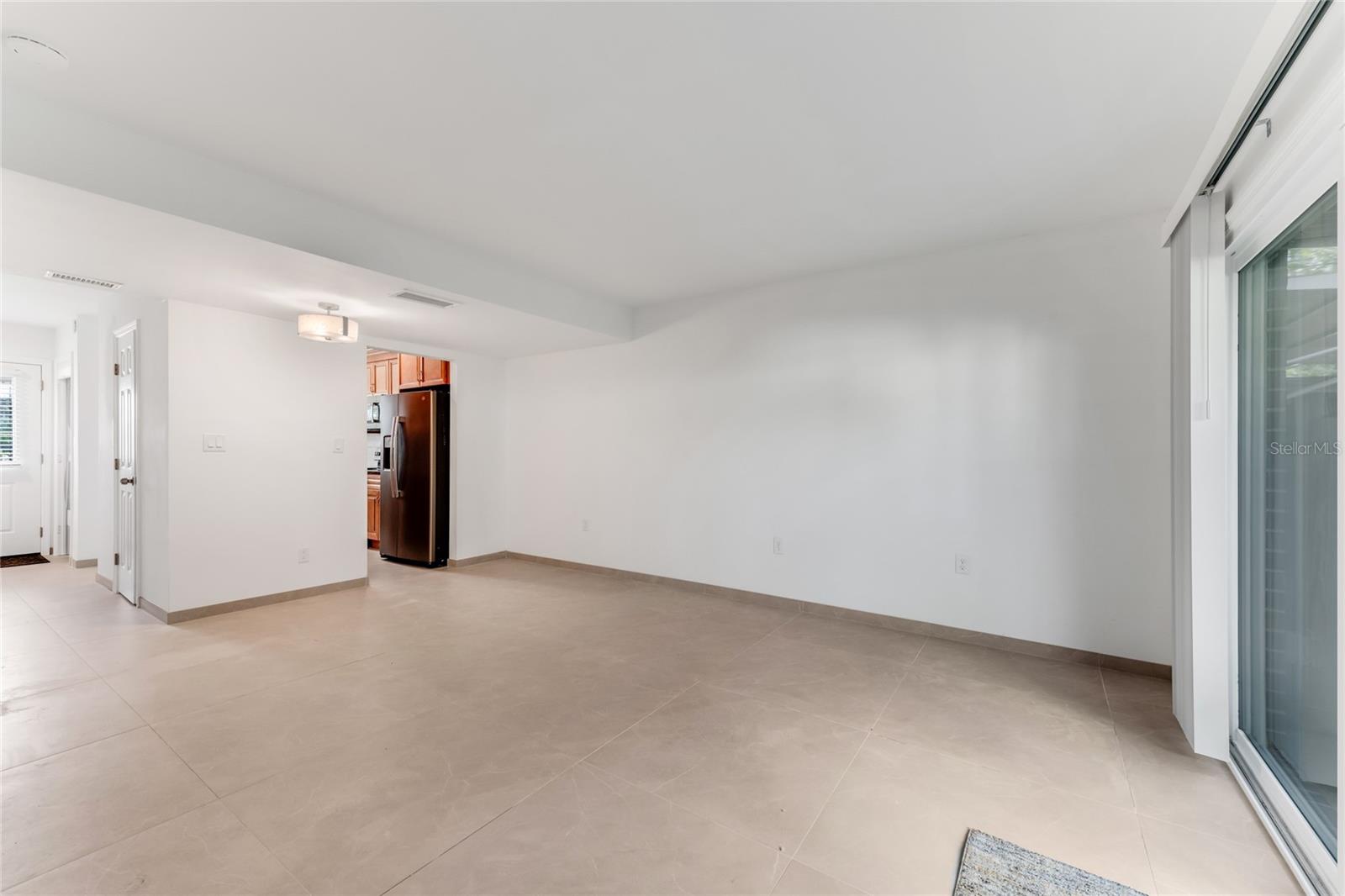 Image 16 of 34 For 2200 Palmetto Avenue A050