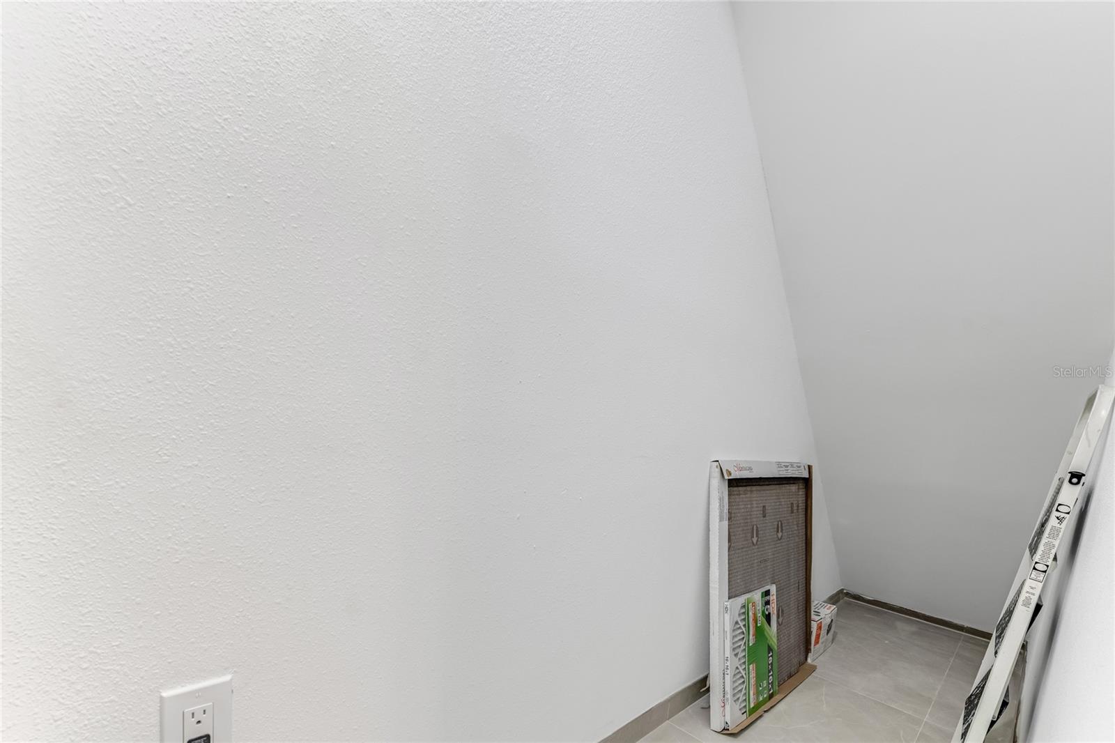 Image 21 of 34 For 2200 Palmetto Avenue A050