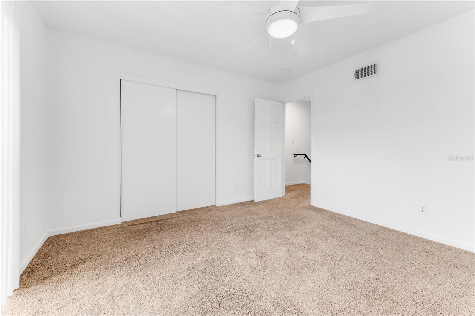 Image 26 of 34 For 2200 Palmetto Avenue A050