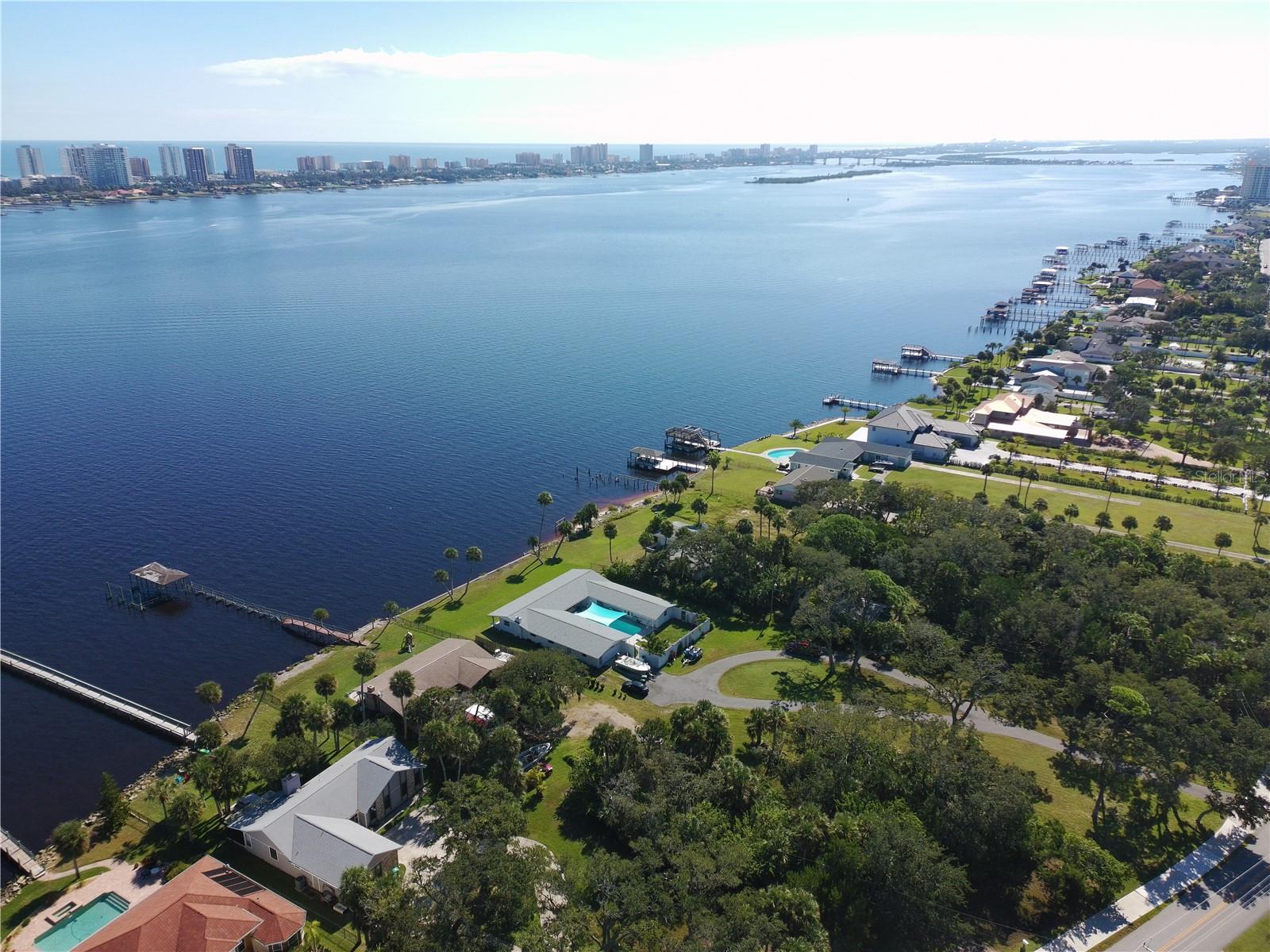 Image 4 of 34 For 2200 Palmetto Avenue A050