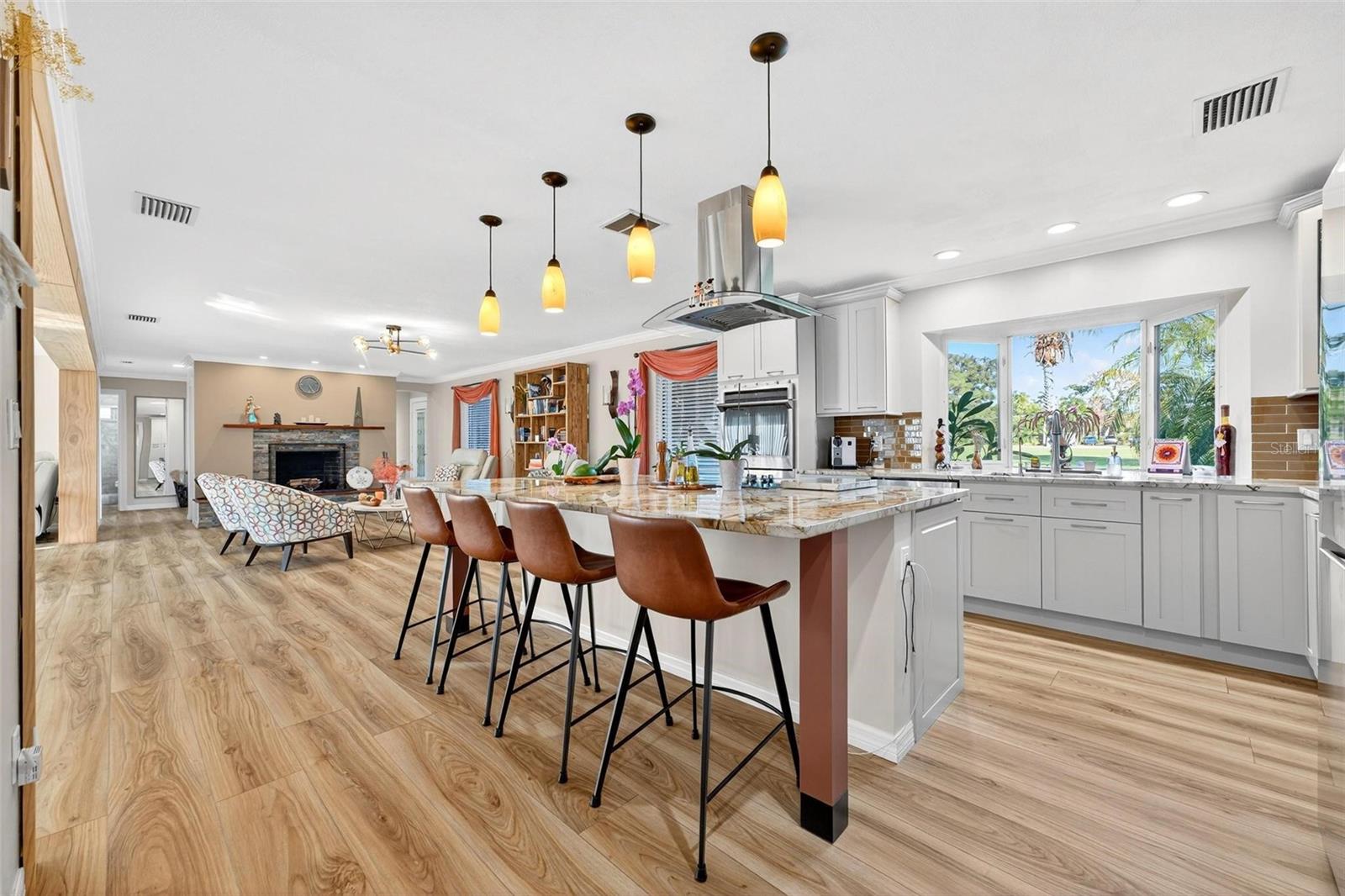 Image 15 of 84 For 342 Maple Drive