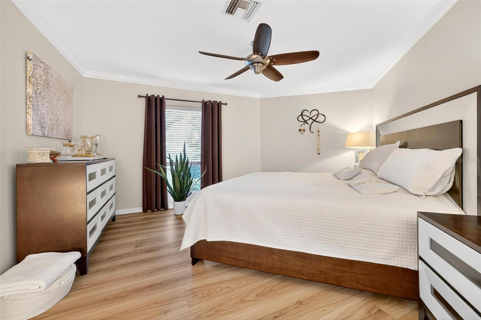 Image 38 of 84 For 342 Maple Drive