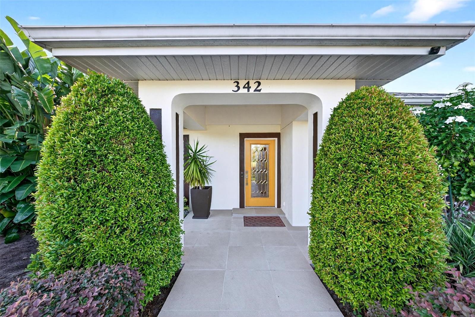 Image 4 of 84 For 342 Maple Drive