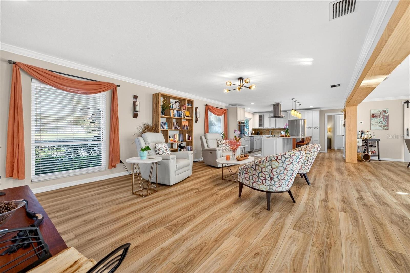 Image 6 of 84 For 342 Maple Drive