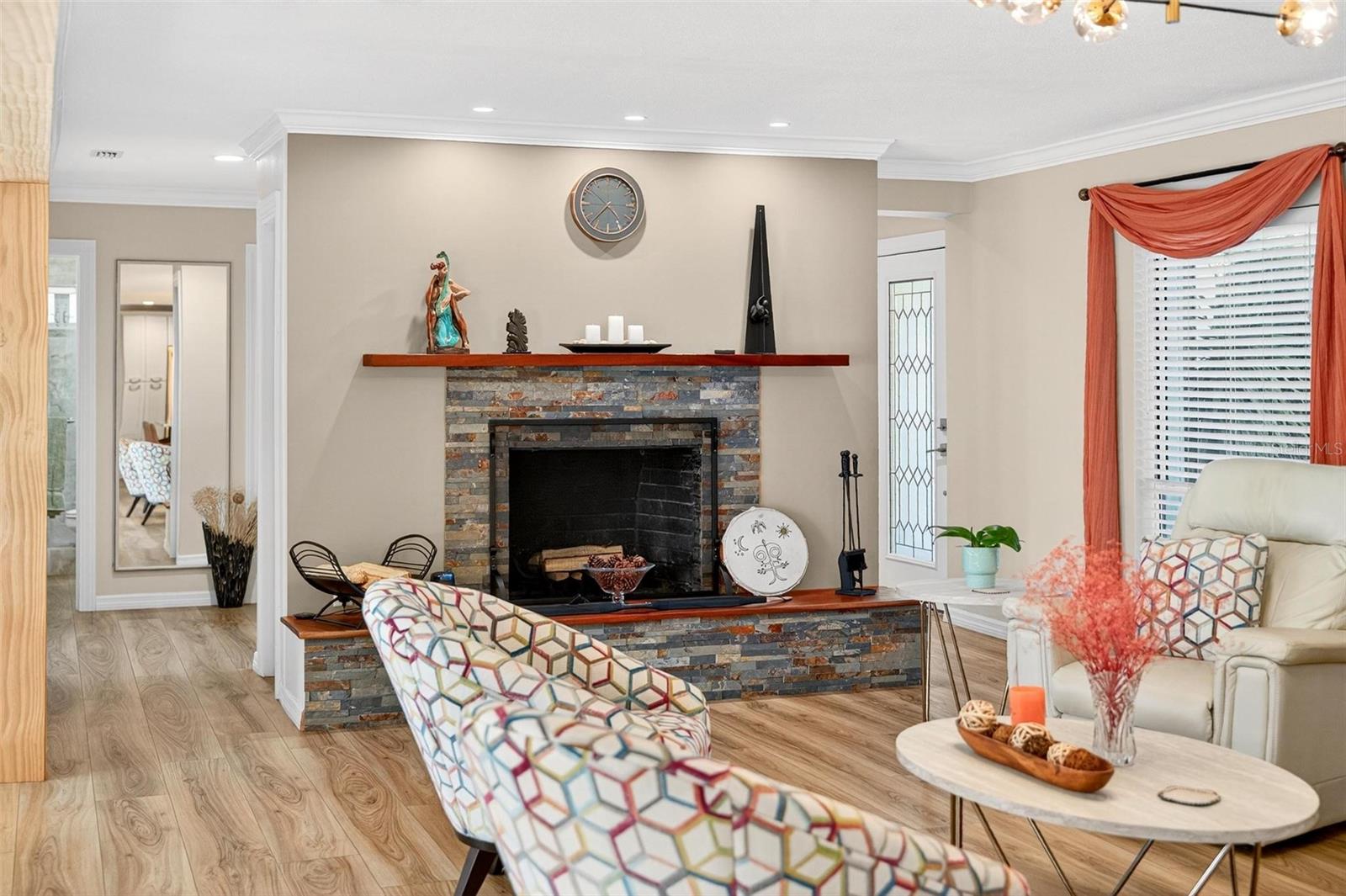 Image 7 of 84 For 342 Maple Drive