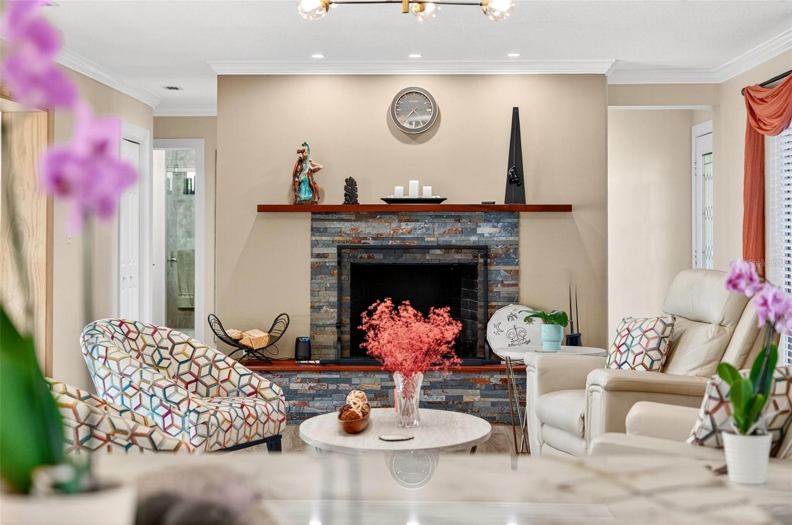 Image 8 of 84 For 342 Maple Drive