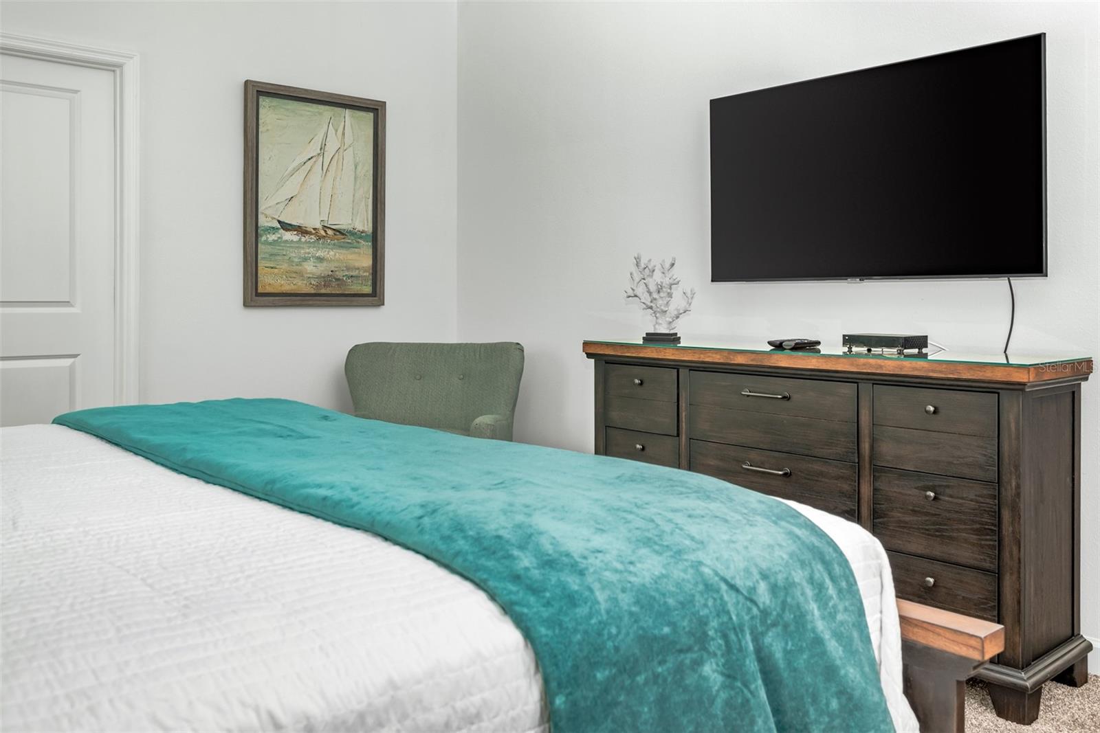 Image 16 of 78 For 2996 Penelope Loop