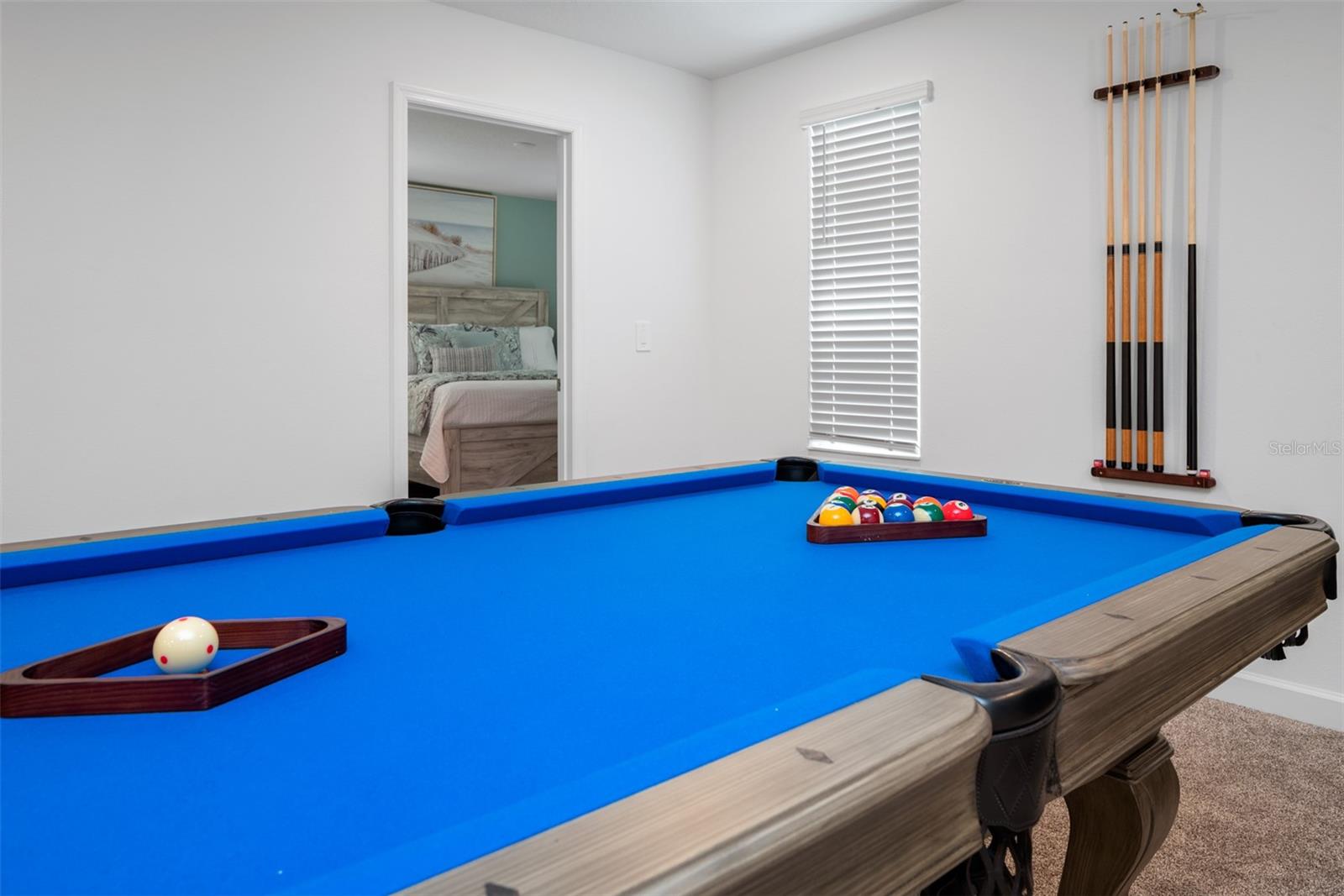 Image 48 of 78 For 2996 Penelope Loop