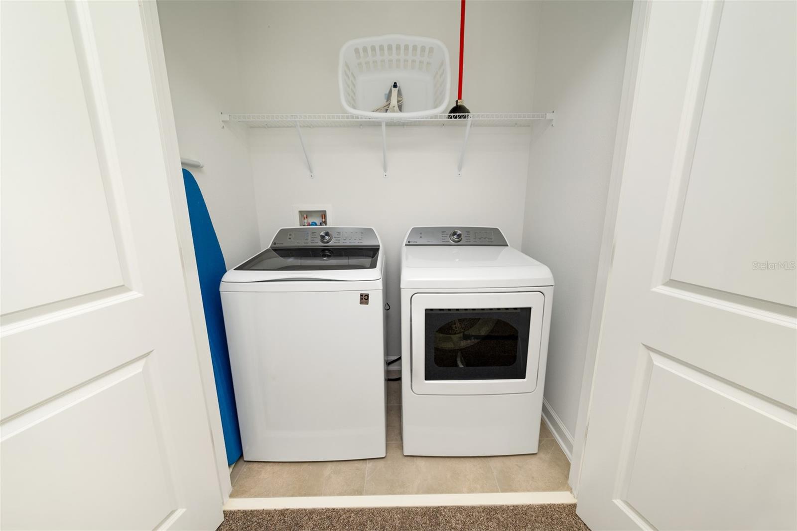 Image 58 of 78 For 2996 Penelope Loop