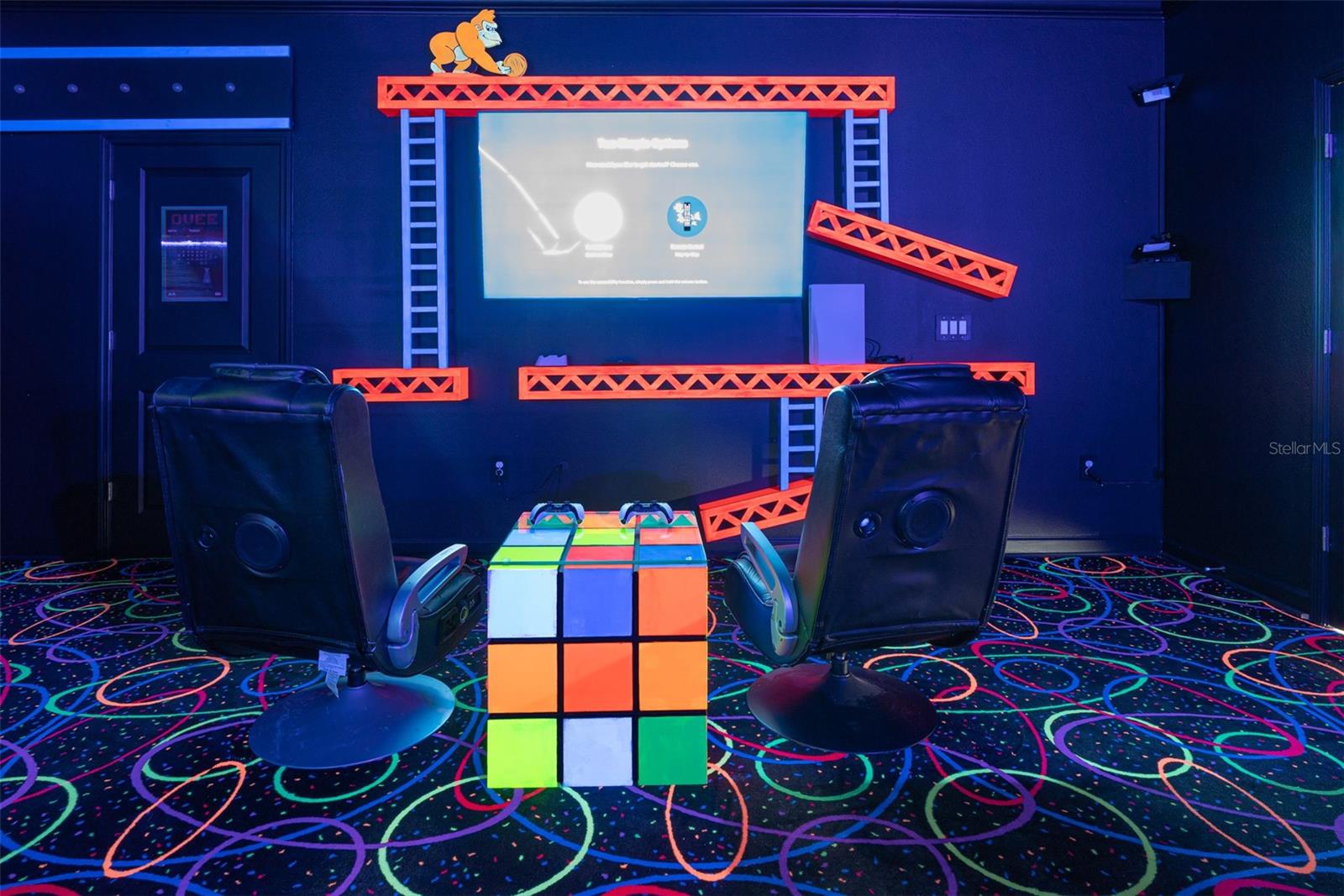 Image 6 of 78 For 2996 Penelope Loop