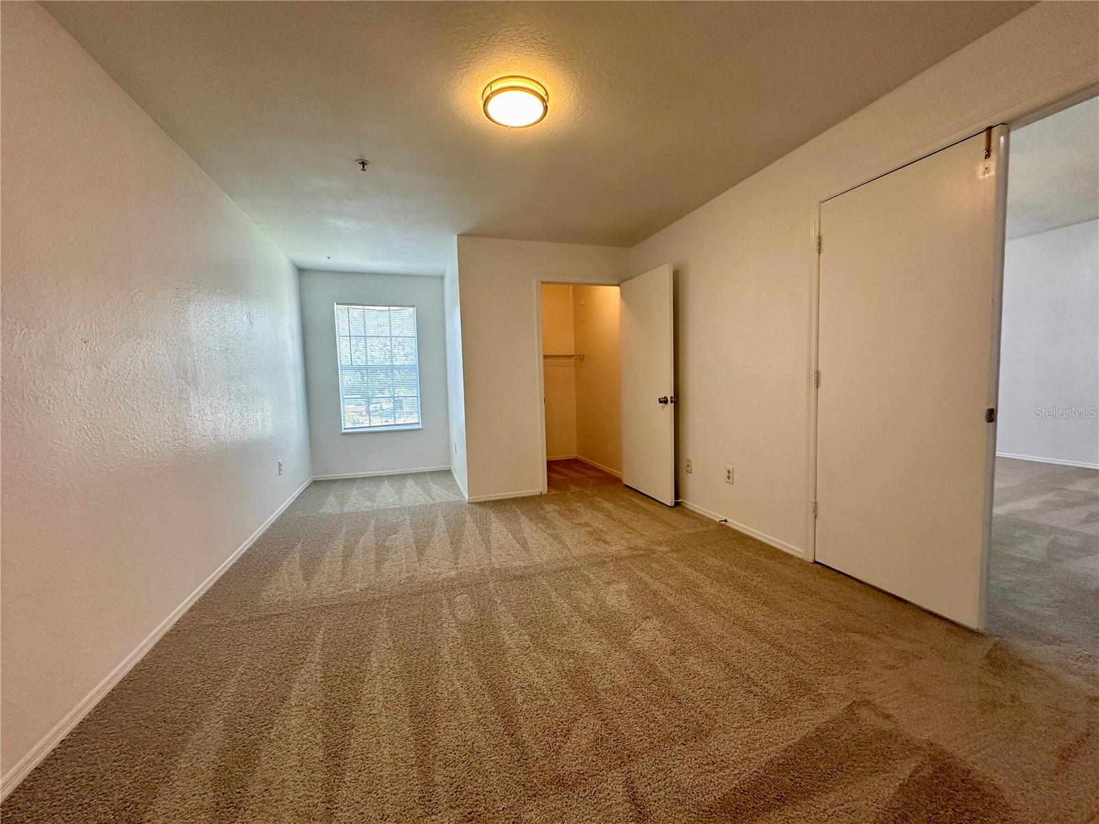 Image 11 of 24 For 1606 Columbia Arms Circle 224