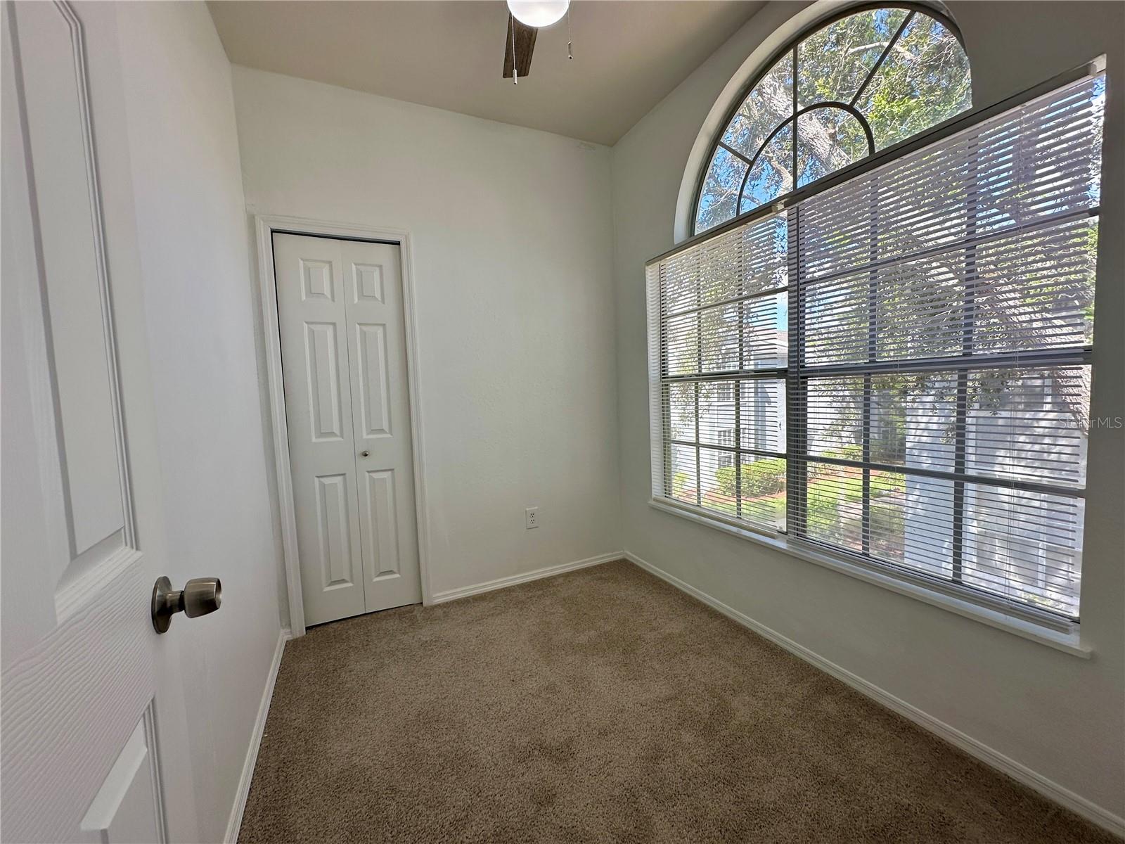 Image 12 of 24 For 1606 Columbia Arms Circle 224