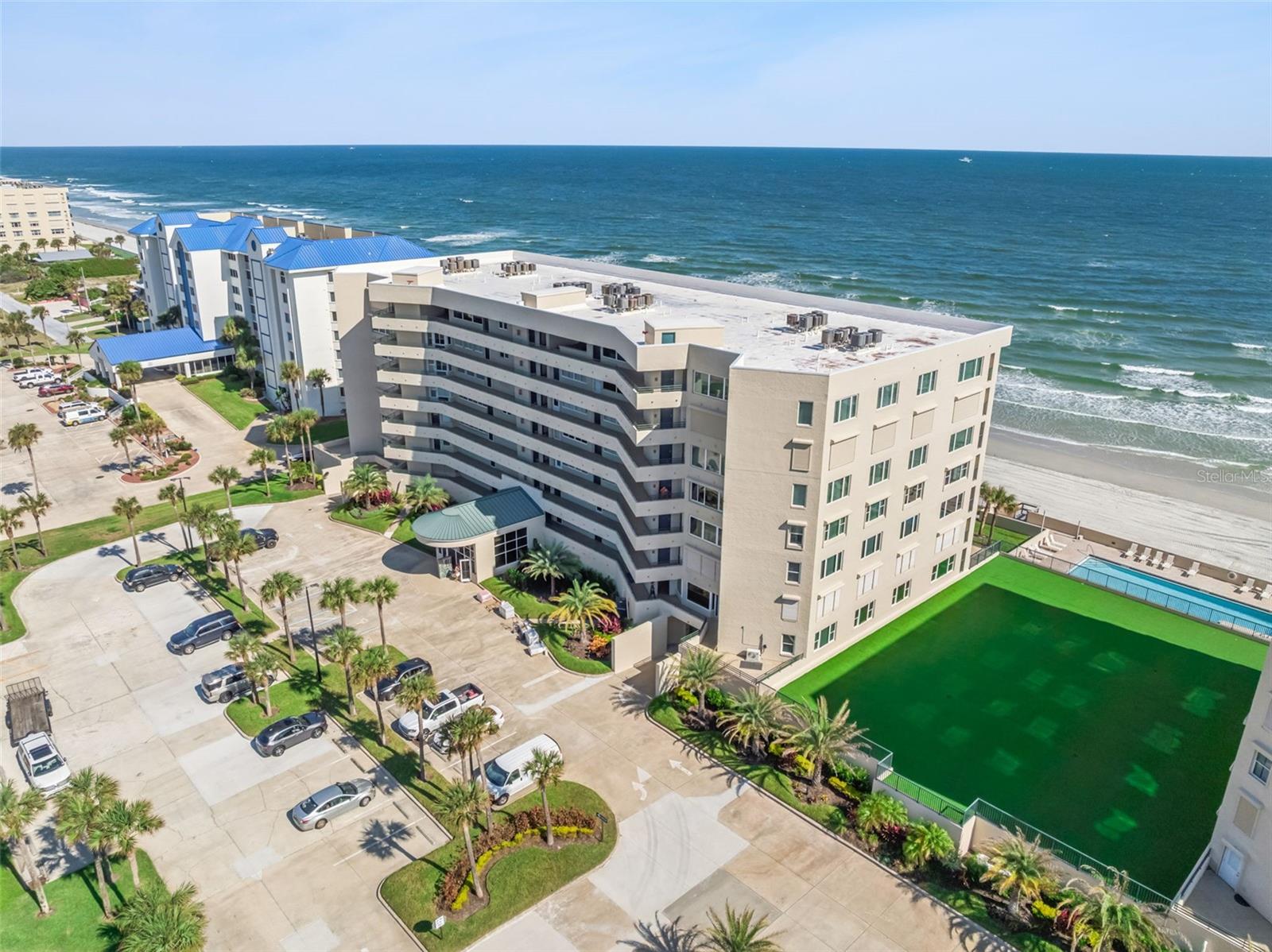 Image 2 of 46 For 4621 Atlantic Avenue 7506