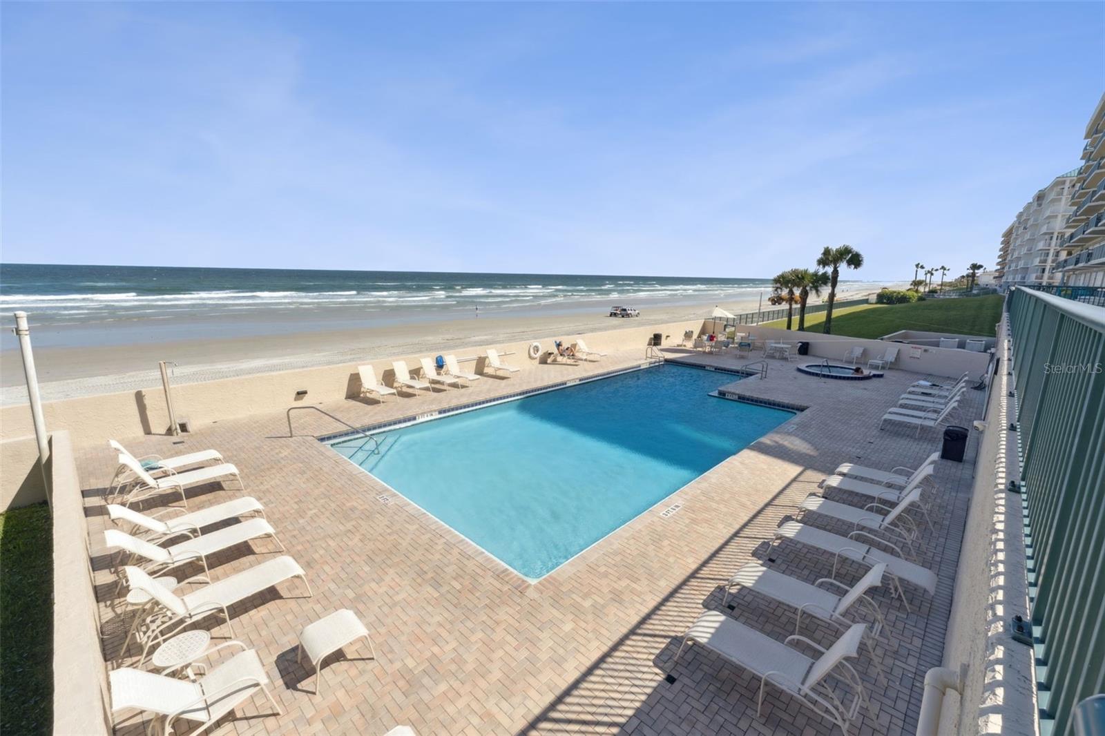 Image 43 of 46 For 4621 Atlantic Avenue 7506