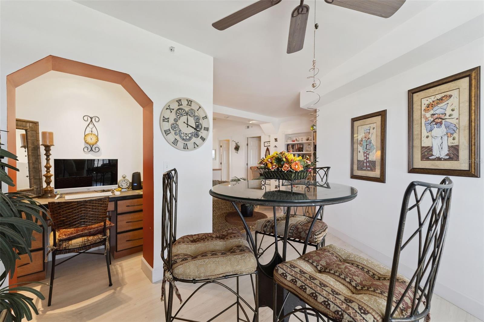 Image 7 of 46 For 4621 Atlantic Avenue 7506